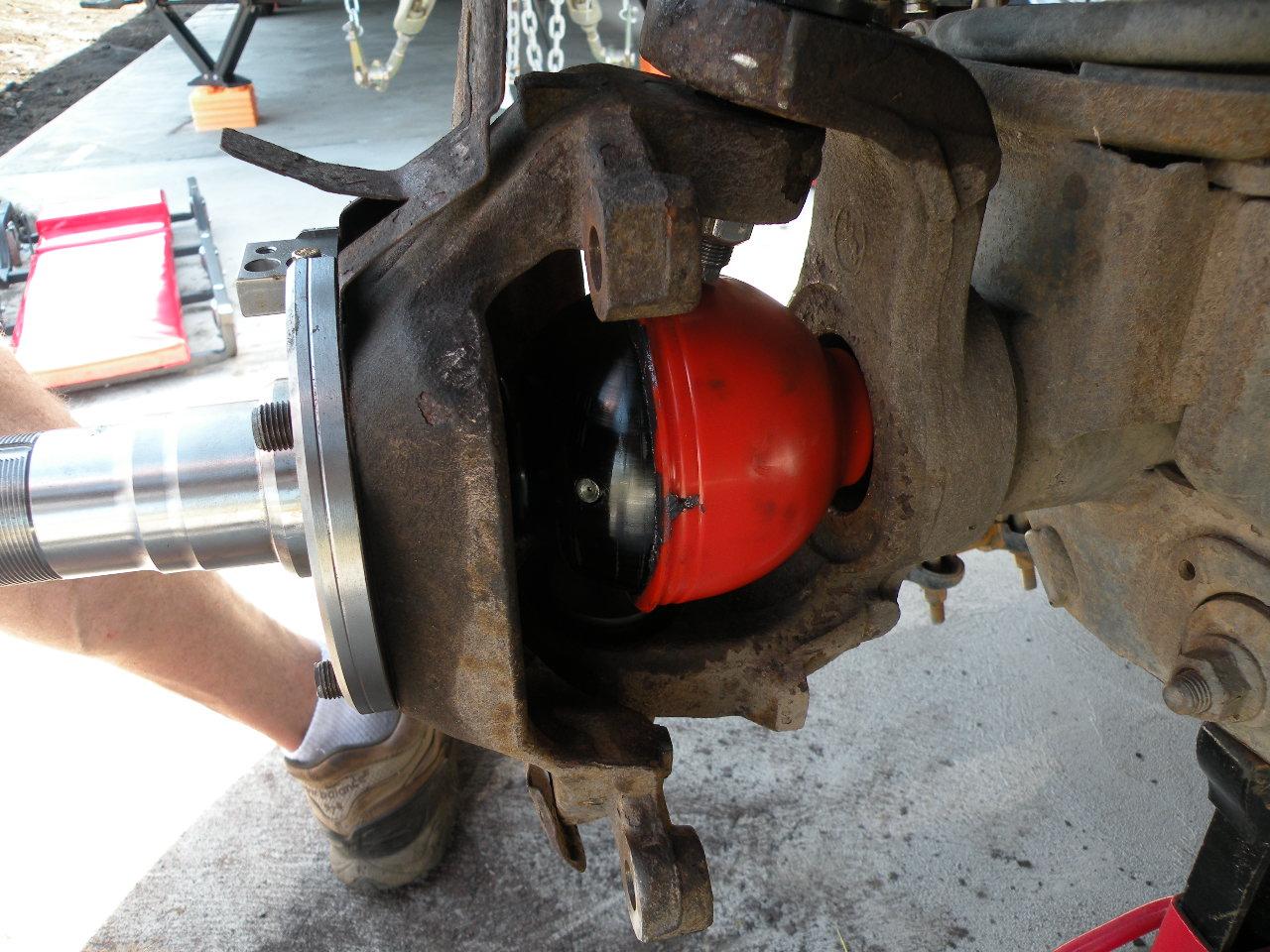 Jeep Gladiator "OLD SCHOOL"  manual hubs 053.JPG