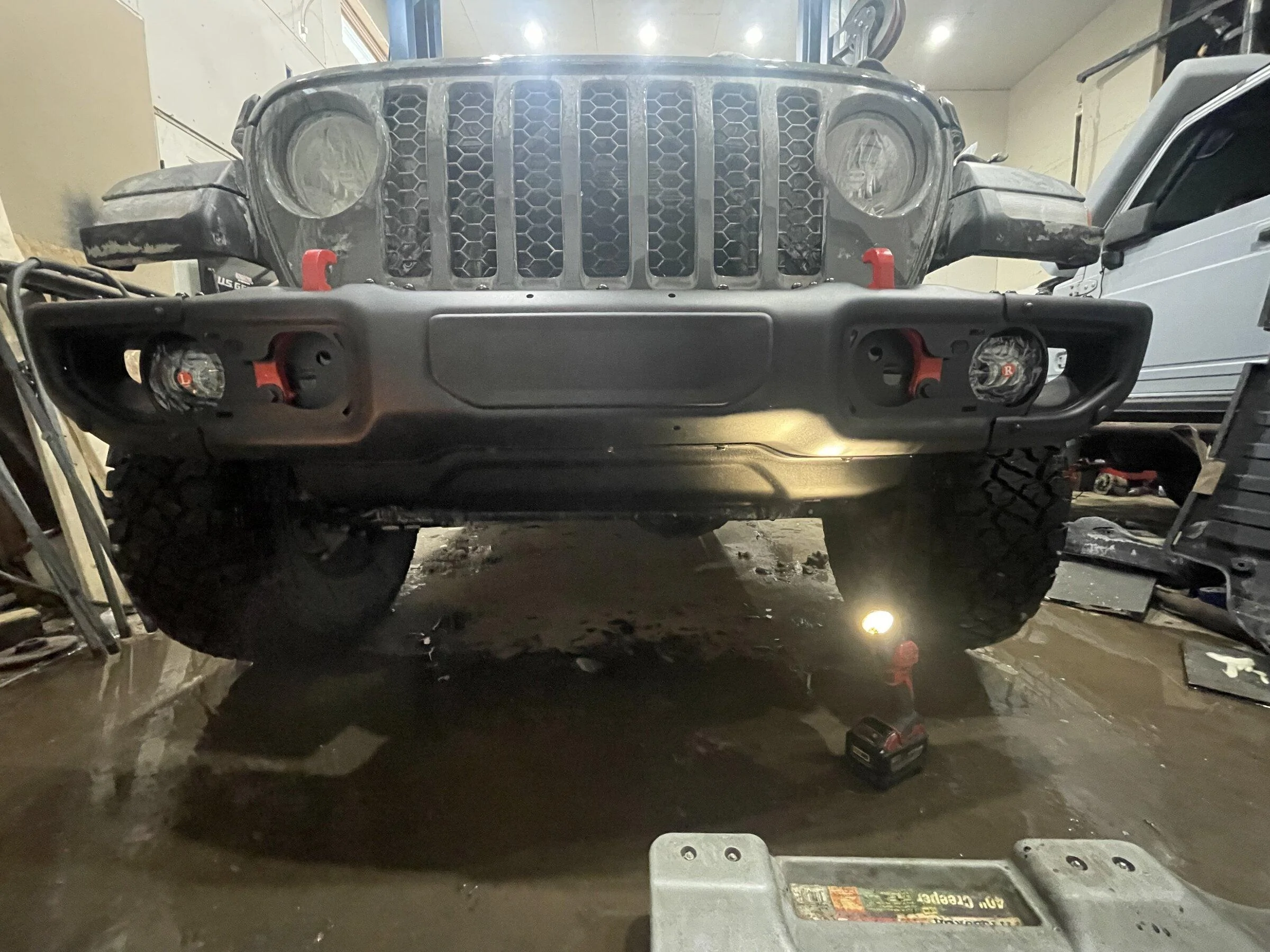 Jeep Gladiator New bumper/winch 4F222DF6-BBC0-4B57-A5FF-81B57BF69B96