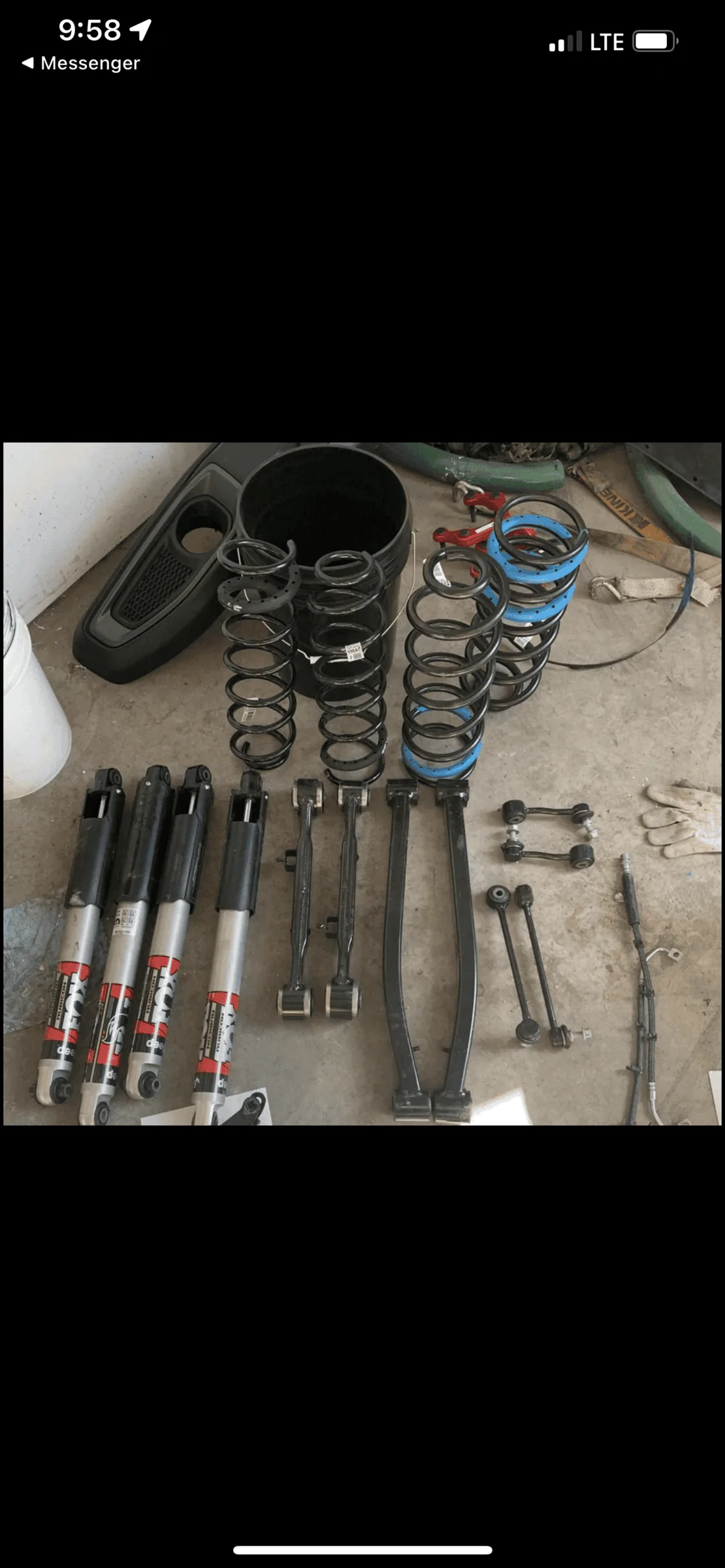 Jeep Gladiator Stock suspension vs Rubicon suspension 3567ACE9-DBC1-44ED-873A-2D3FE4926B92