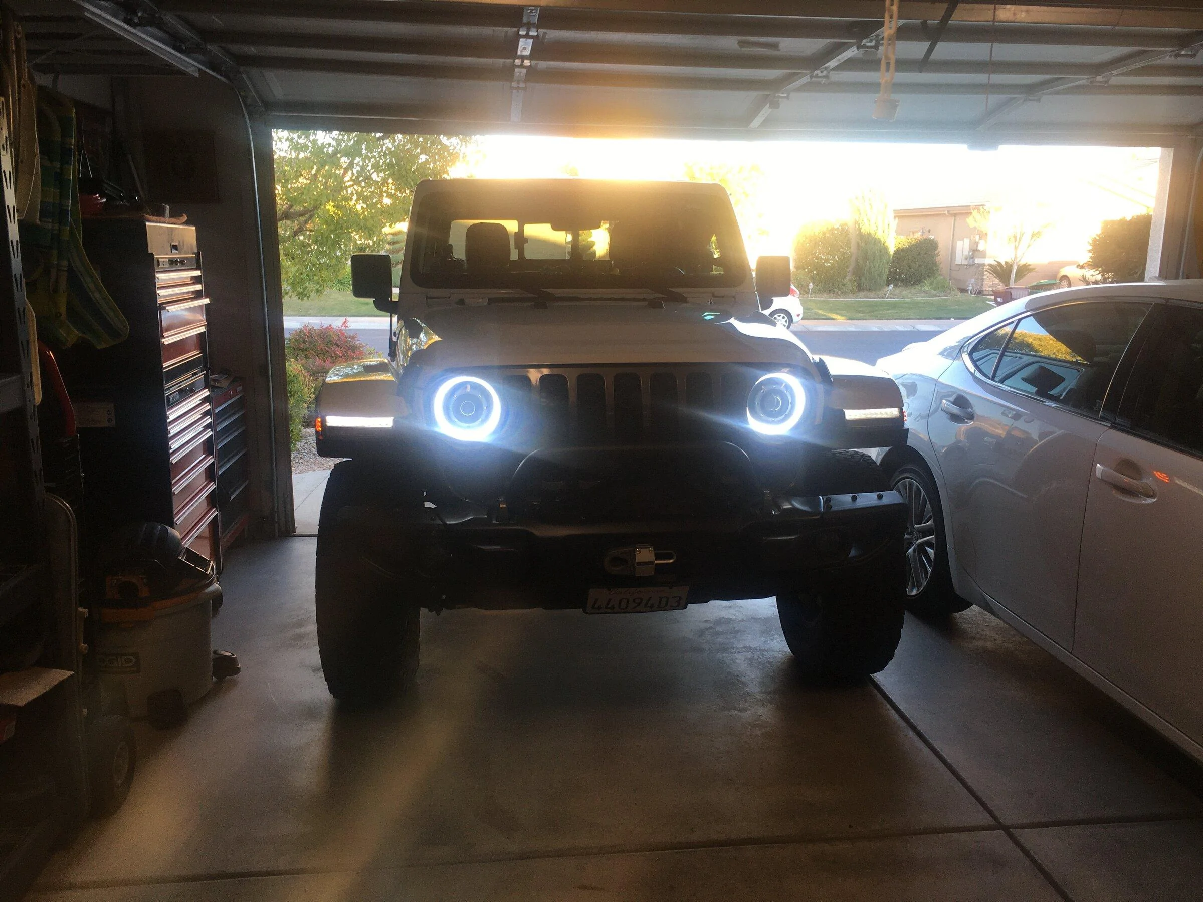 Jeep Gladiator Anyone have pictures comparing OEM DRLs, Halogen vs LED? IMG_5970