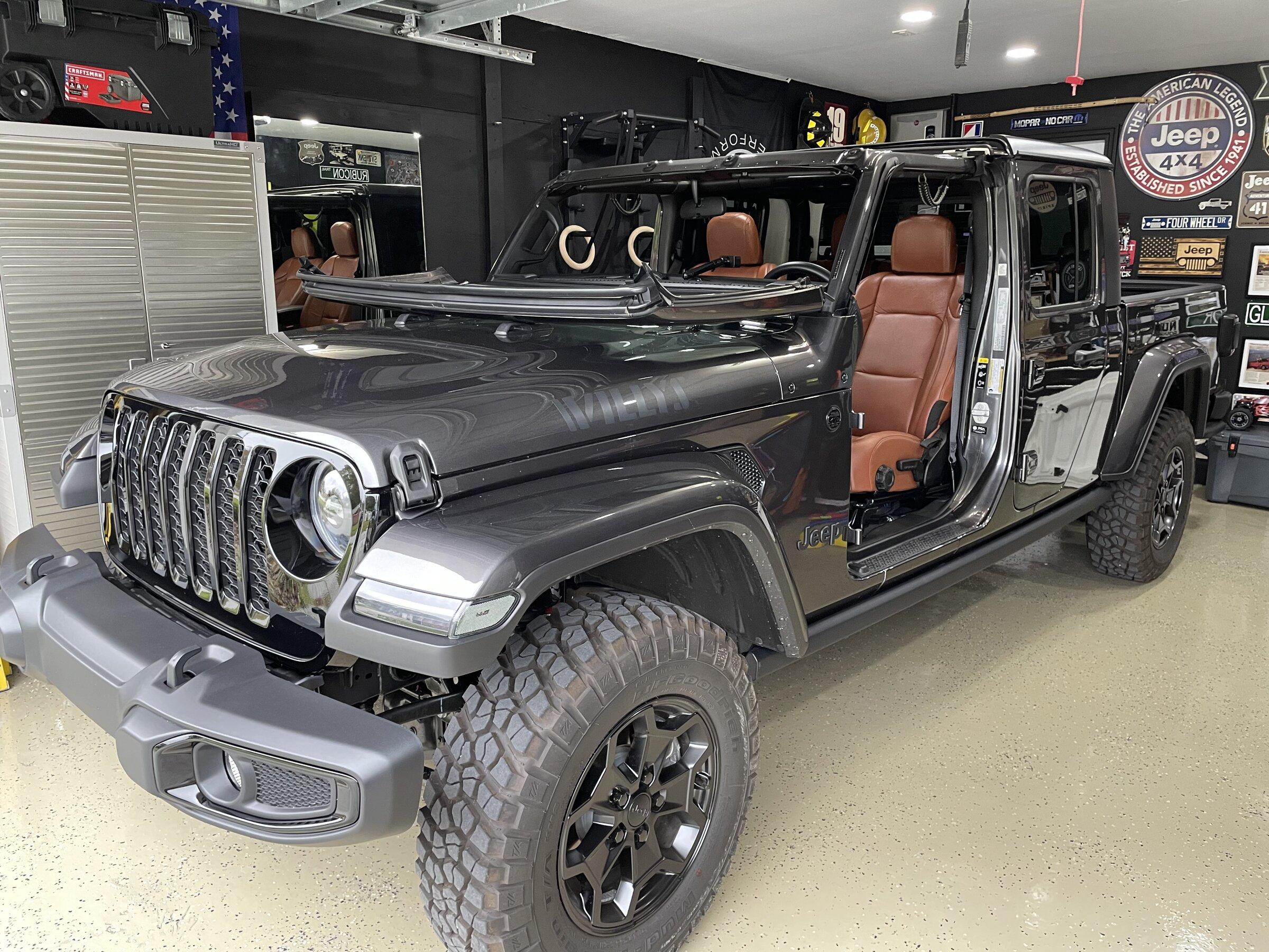 Jeep Gladiator Second Gladiator?? A02B228A-51DB-4801-B5CC-42126582B0F6