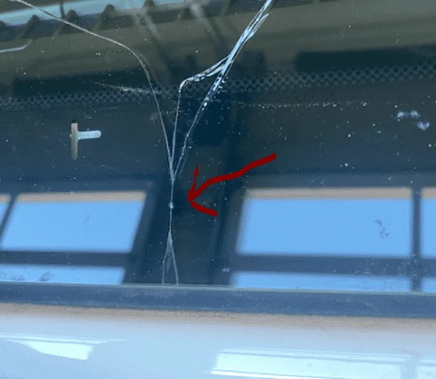 Jeep Gladiator Gorilla Glass cracked 1644334245726