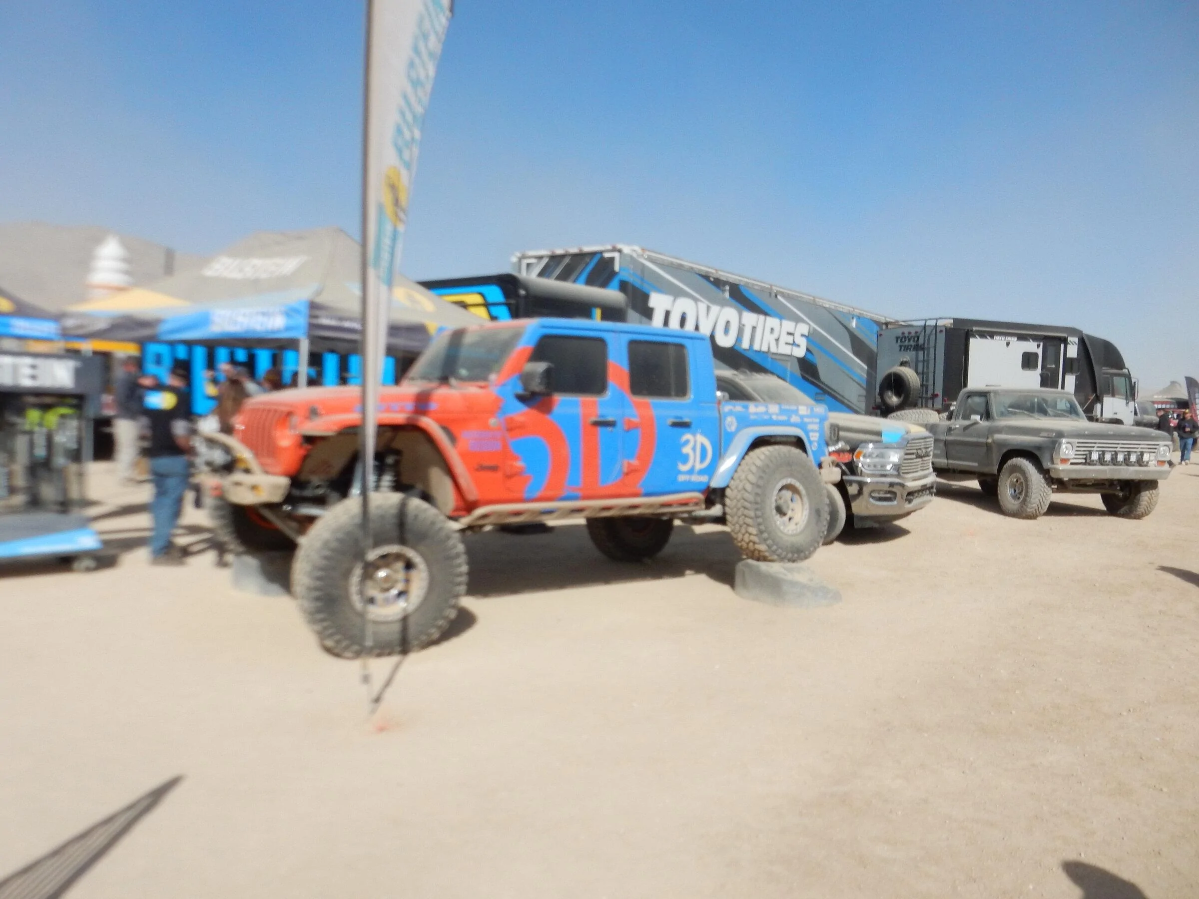 Jeep Gladiator Gladiators at the King of the Hammers (Update - Gladiators at the S.S.S.S. Sept '22) DSCN1404