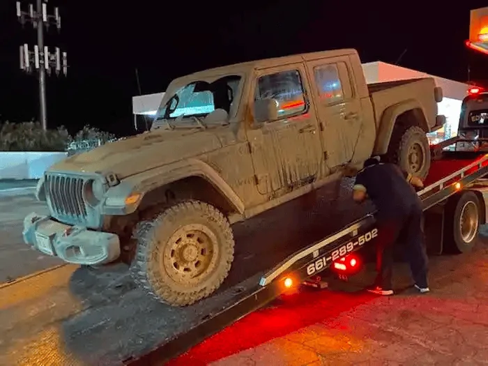 Jeep Gladiator Mojave leaky shock 1644344847600