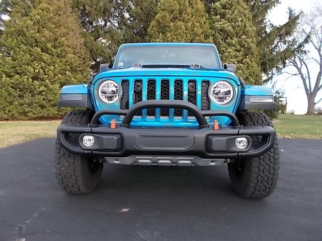 Jeep Gladiator Gladiator Mojave with Rubicon Off Road steel bumper DSCN3849.JPG