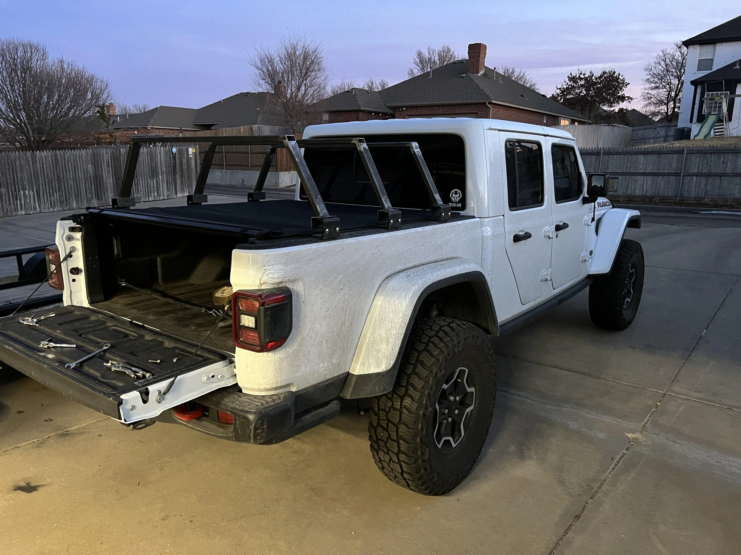 Jeep Gladiator TKM or HookeRoad bed racks 1D0A88D4-D1CD-4690-BB03-DE43B3C4301E