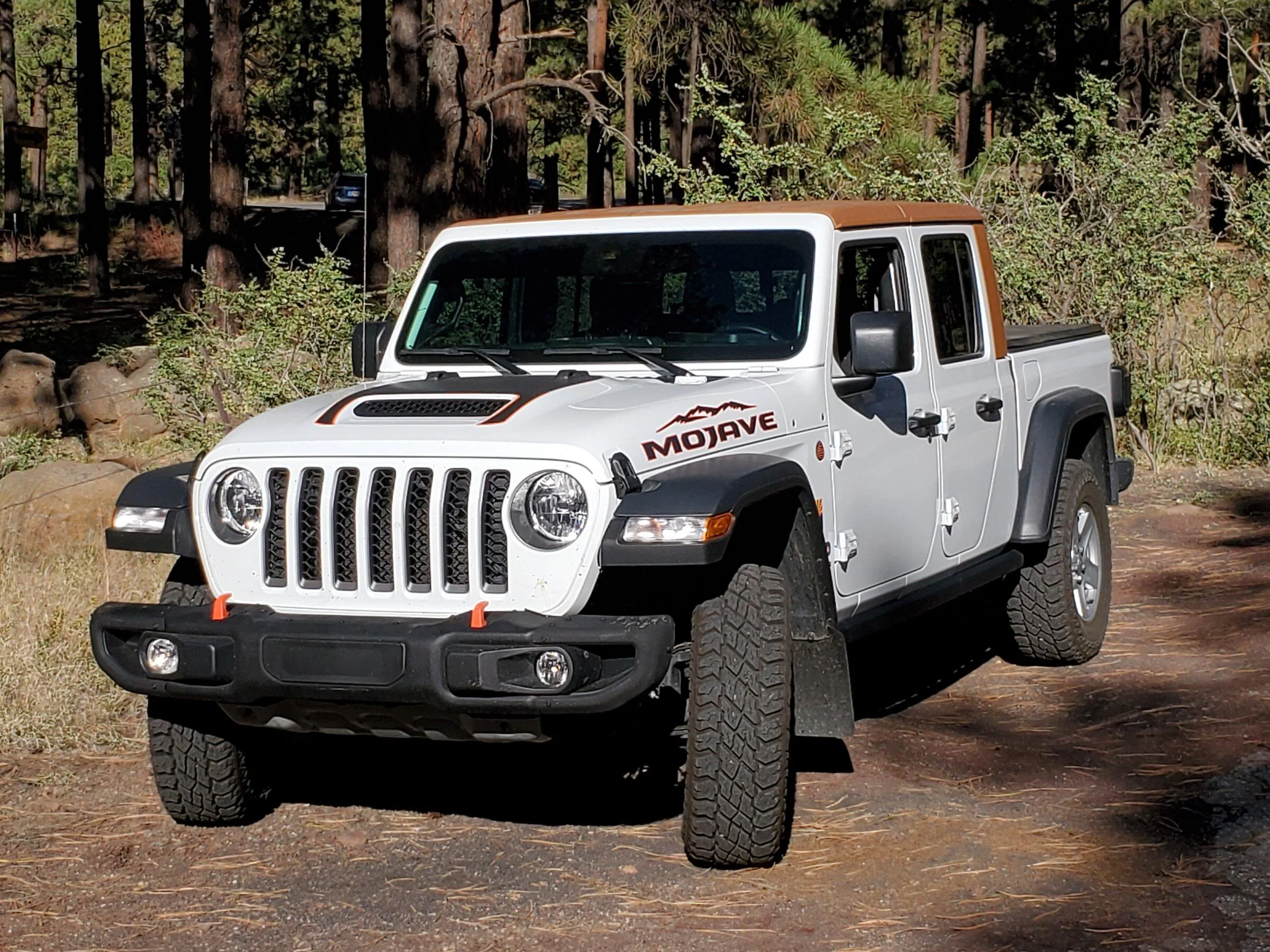 Jeep Gladiator Gladiator Mojave with Rubicon Off Road steel bumper 20211014_153141