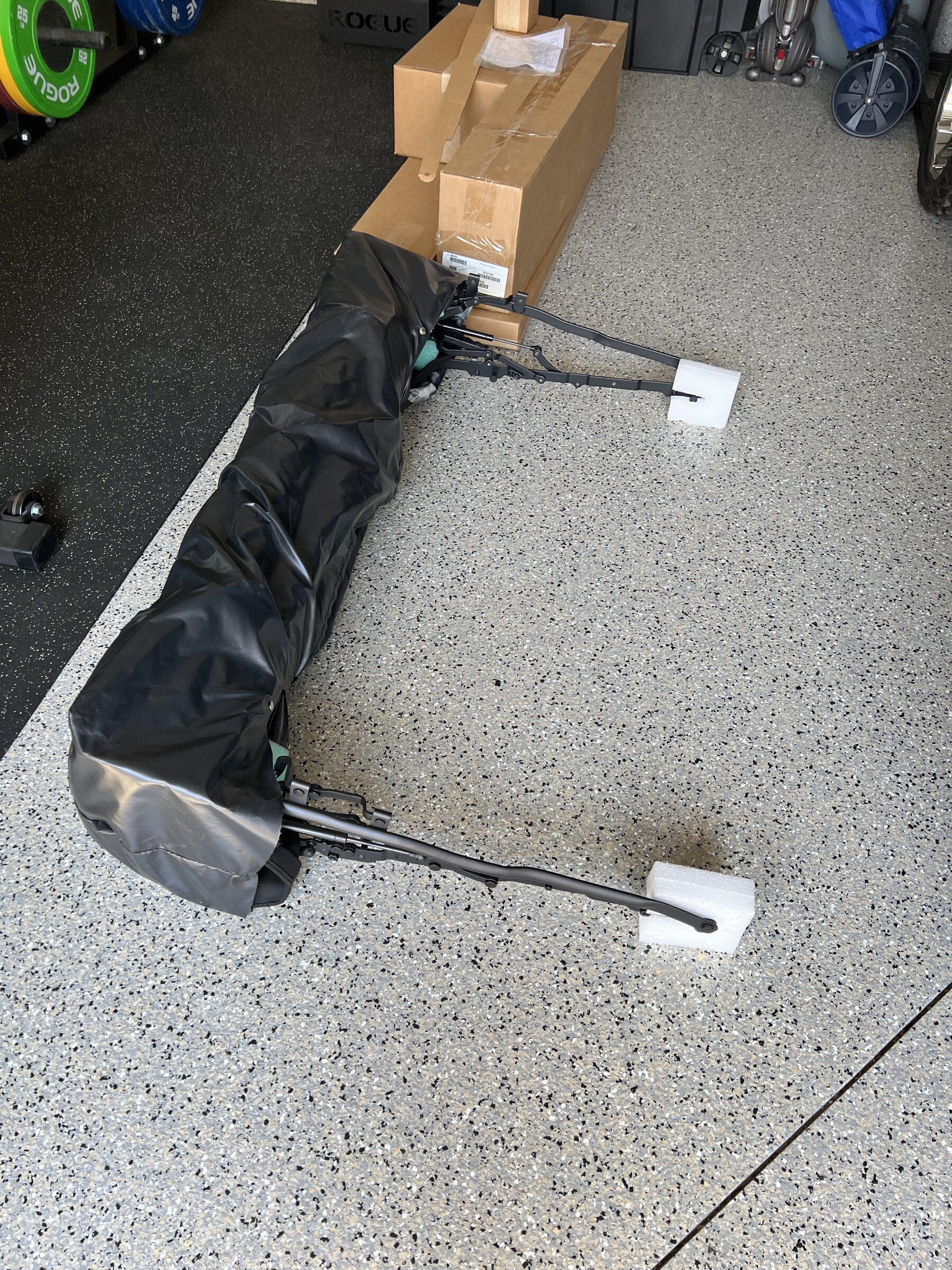 Jeep Gladiator Premium Black Twill Soft Top with Tinted Windows 82215614 IMG_0353.JPG