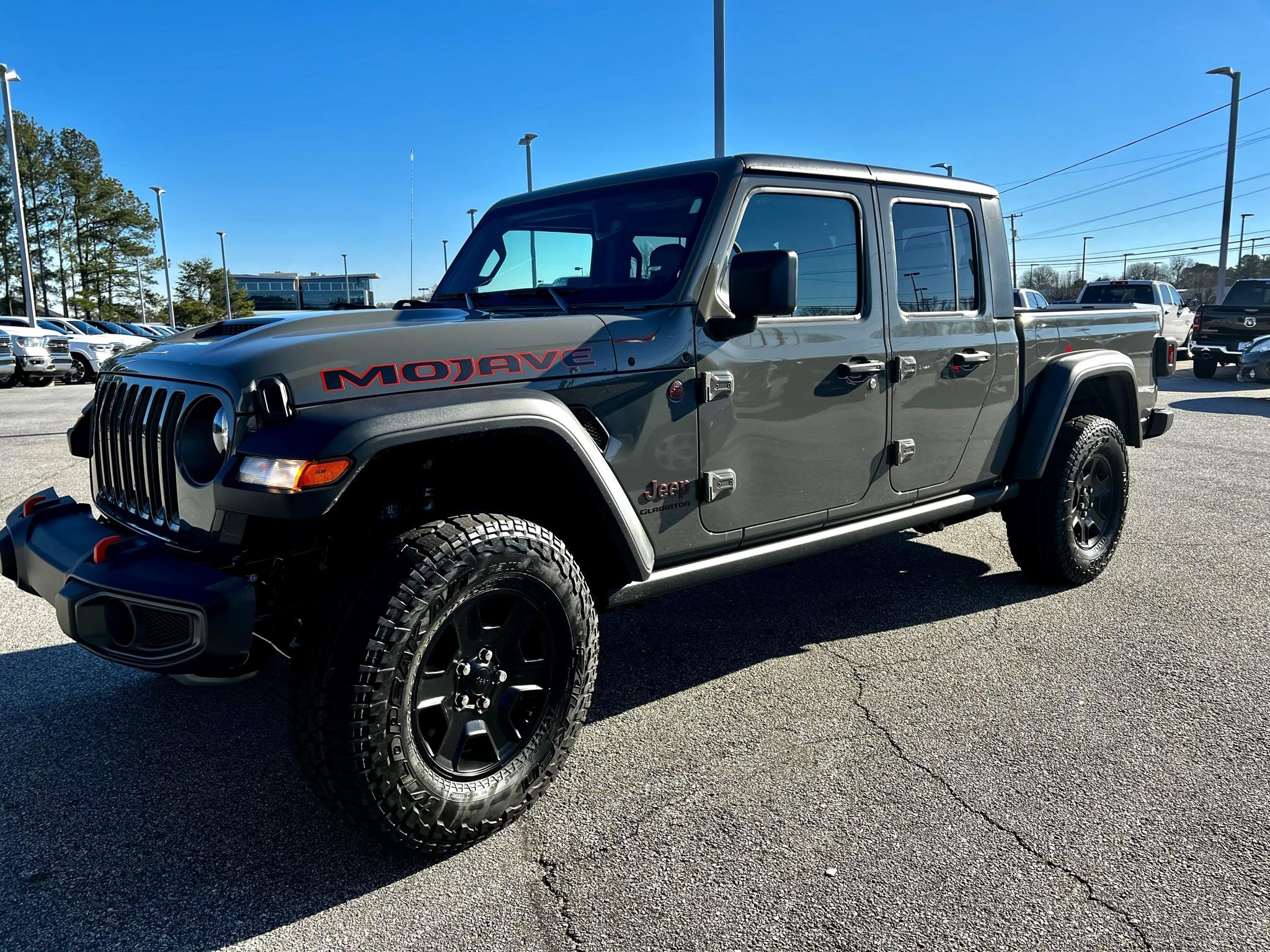 Jeep Gladiator Where are those MY22 JT's? IMG_2622