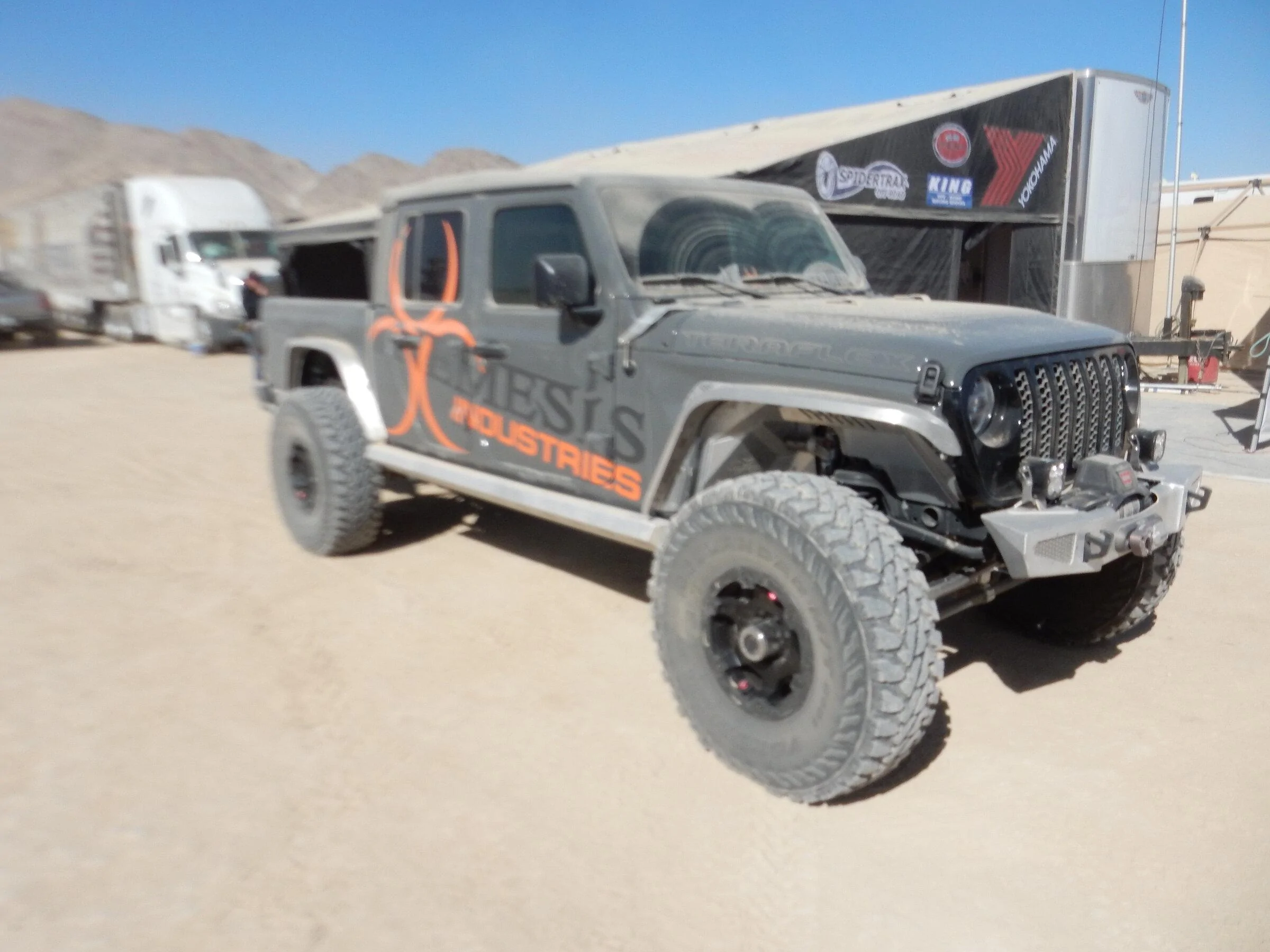Jeep Gladiator Gladiators at the King of the Hammers (Update - Gladiators at the S.S.S.S. Sept '22) DSCN1425