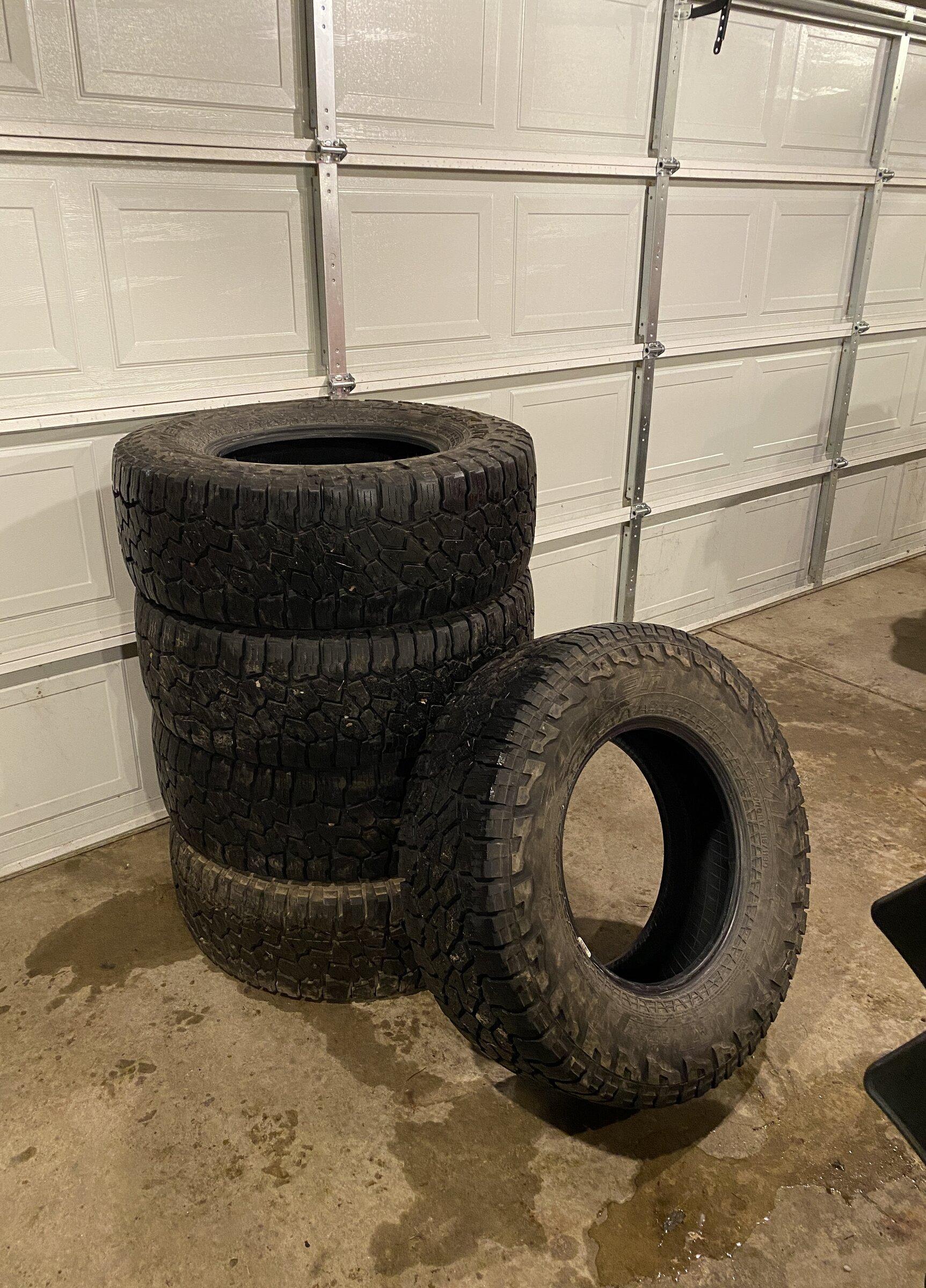 Jeep Gladiator Falken Wildpeak A/T tires, Rubicon Stock Suspension IMG_6327