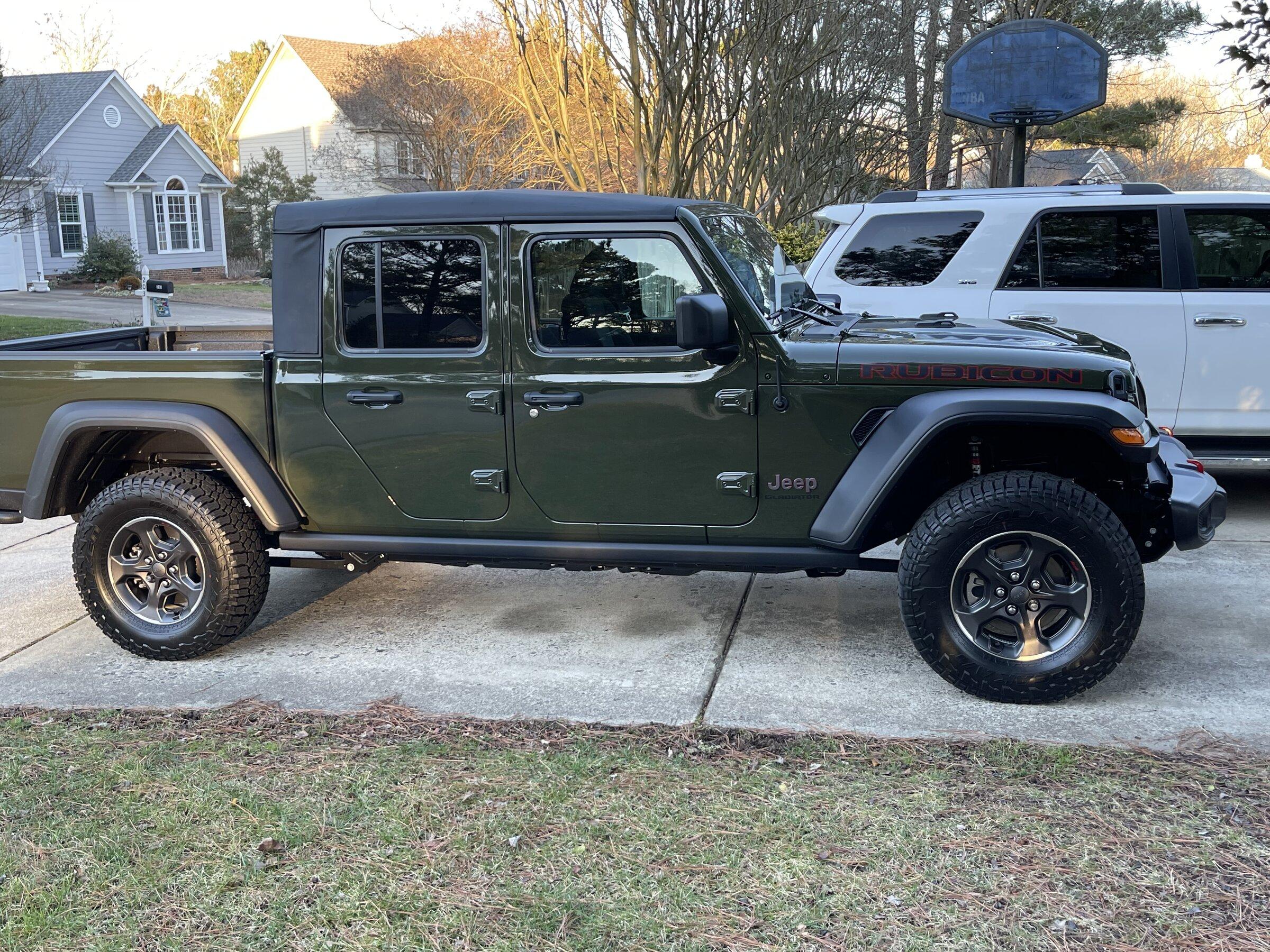 Jeep Gladiator Where are those MY22 JT's? A88B86EF-A02D-4202-AA76-E634C2C459E7