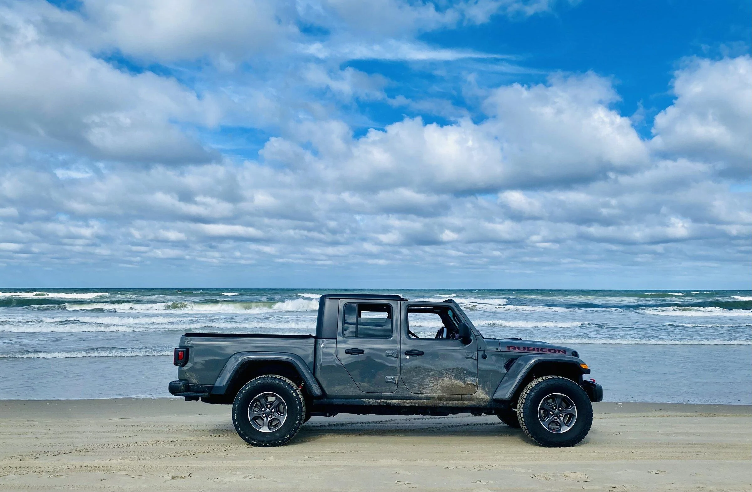 Jeep Gladiator Lets see those Gladiator Beach pics DE646F26-9093-4EA1-9513-387ABFAA33BA