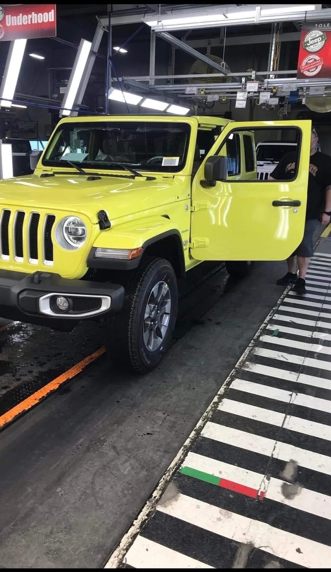 Jeep Gladiator HIGH VELOCITY Gladiator JT Club 50C7E145-52B2-4E29-B7A6-E30BC8AA972D