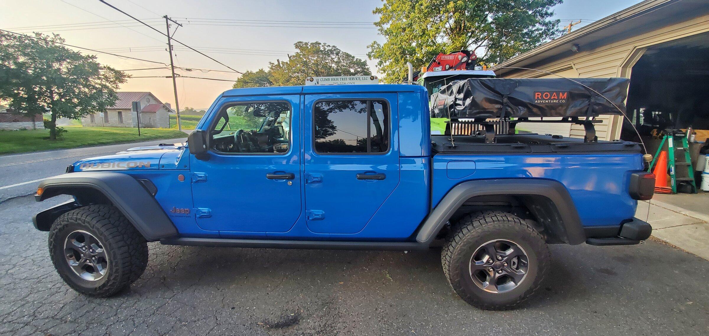 Jeep Gladiator Lets see those bed rack and tent combos! 20210724_064611