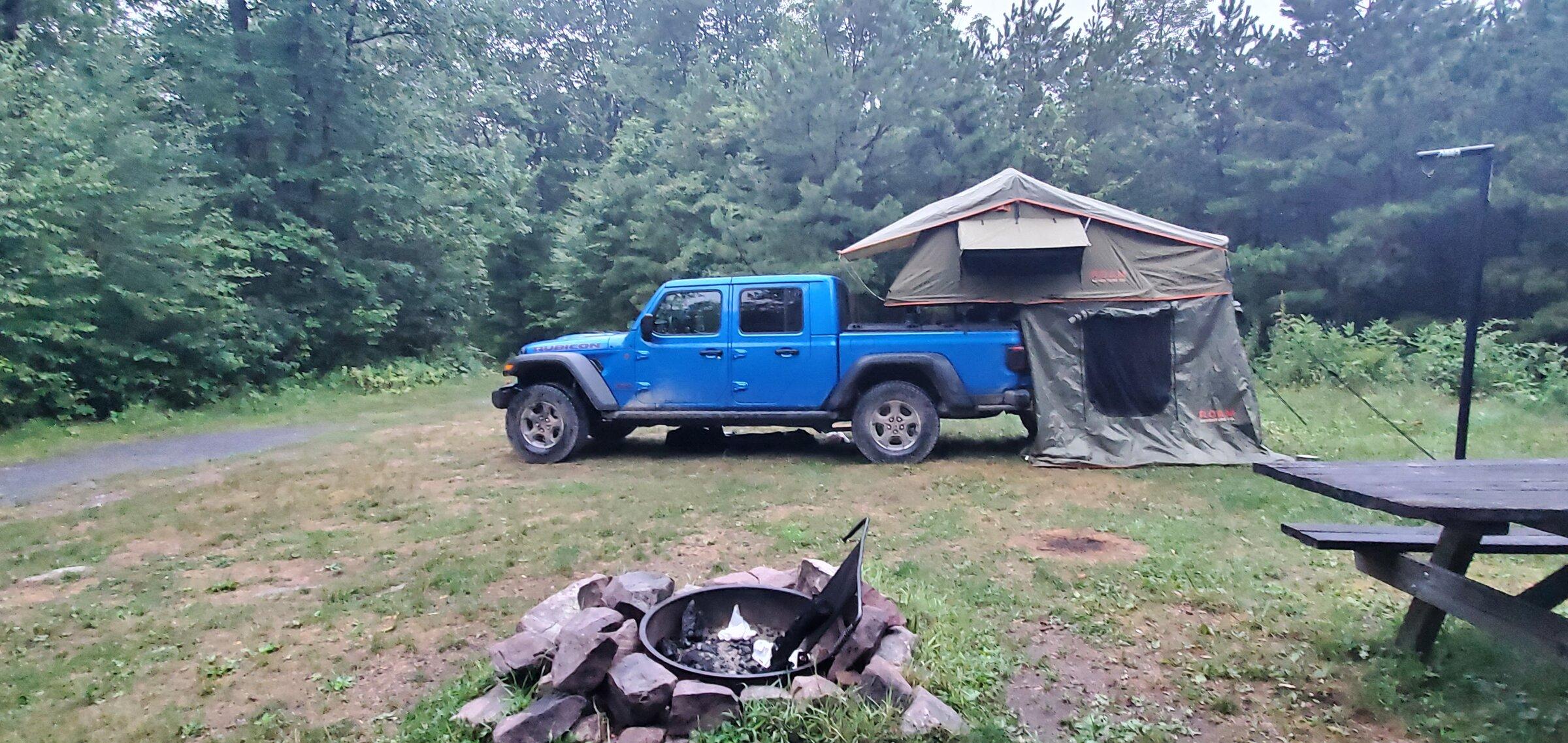 Jeep Gladiator Lets see those bed rack and tent combos! 20200802_063607