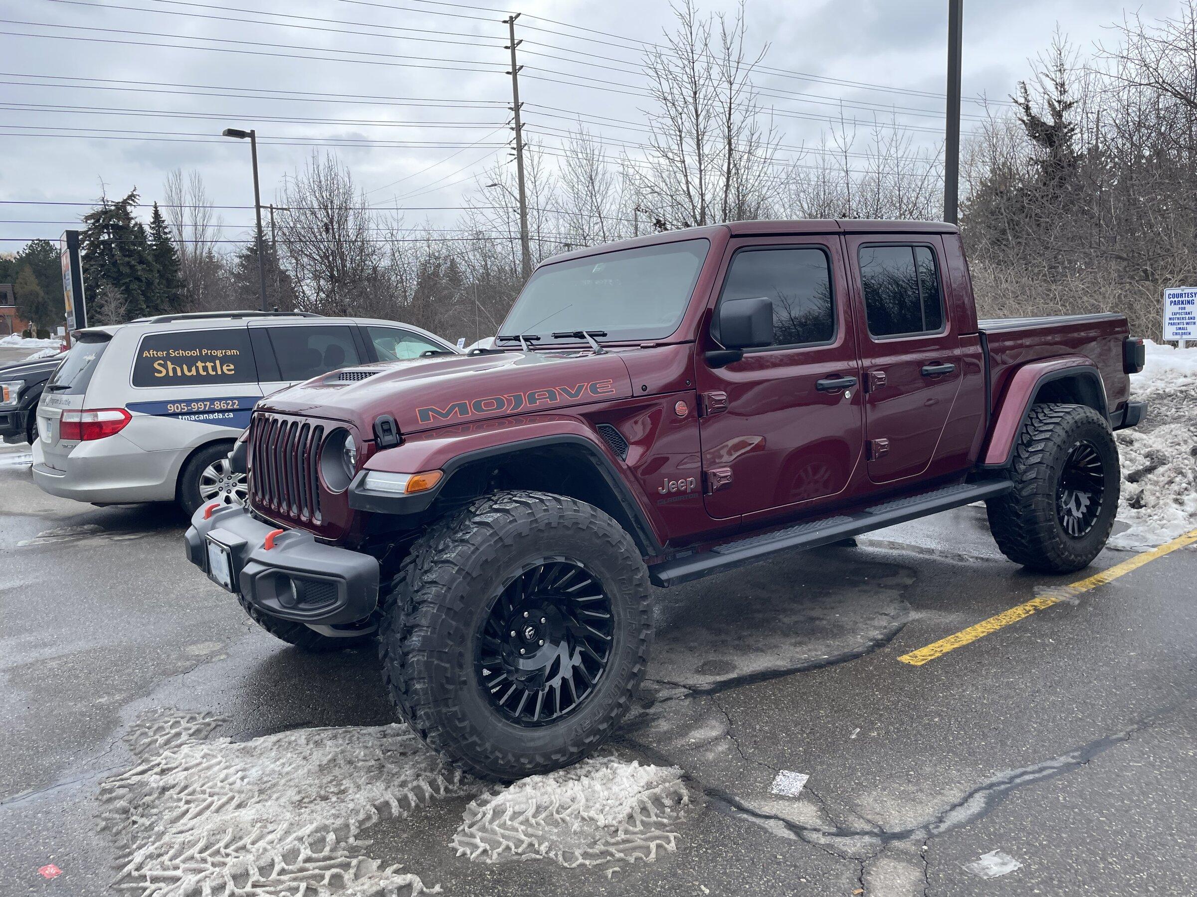 Jeep Gladiator Stock Mojave w/ 37s Thread 4BDC876D-D70C-4CEE-BAD0-802E225AA2AC