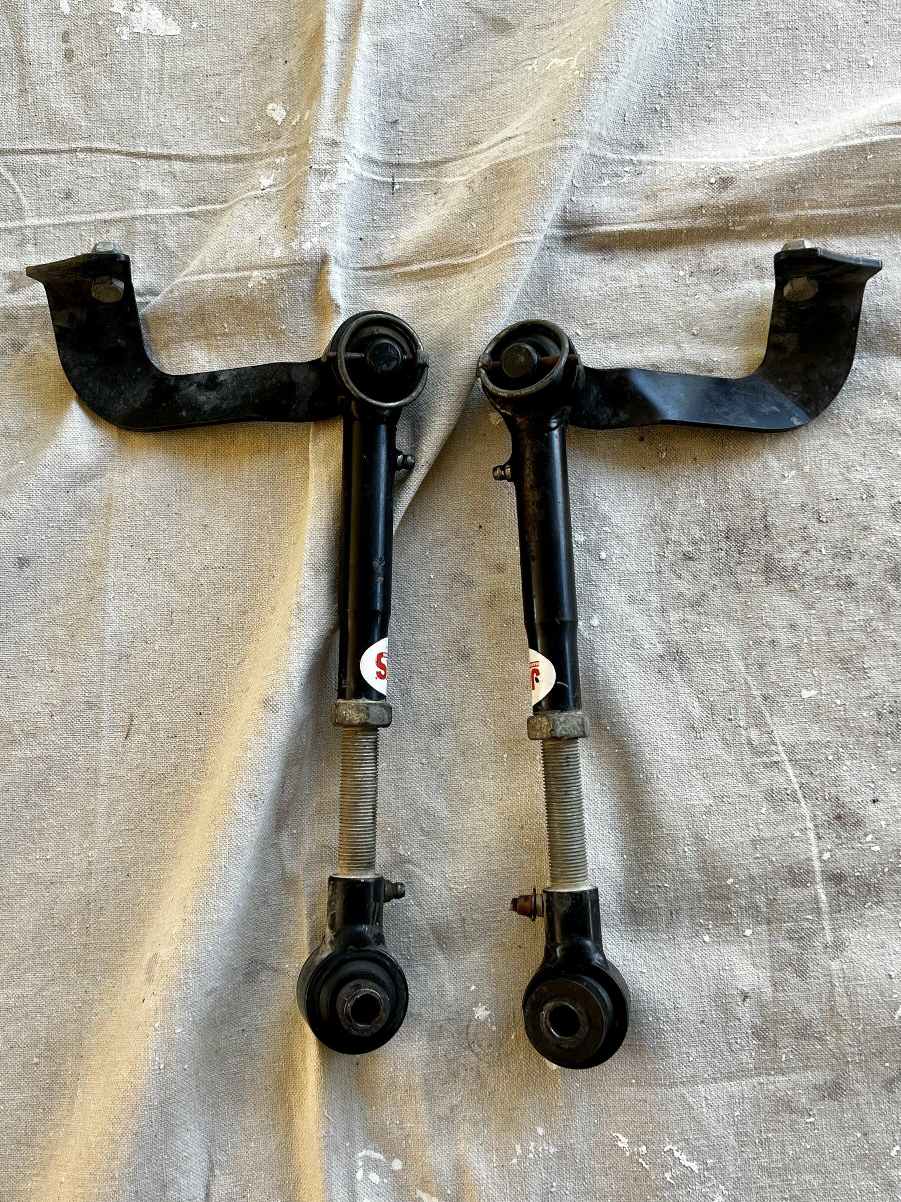 Jeep Gladiator JKS Quicker Disconnects 0FE5101C-2932-4FC5-8EDC-3CBB50F1B4BD
