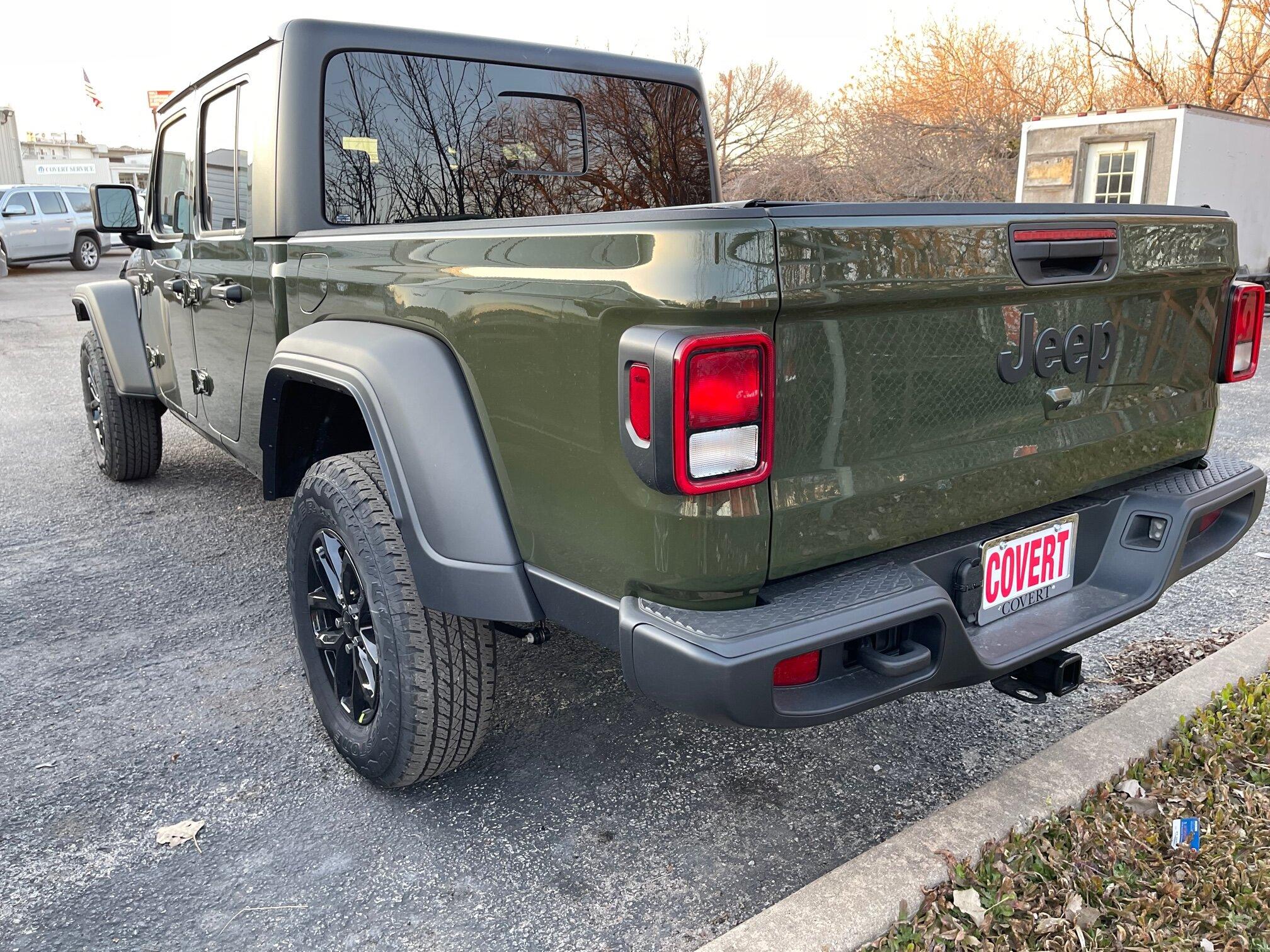 Jeep Gladiator MY22 Only - Anyone moved to D1? IMG_3319