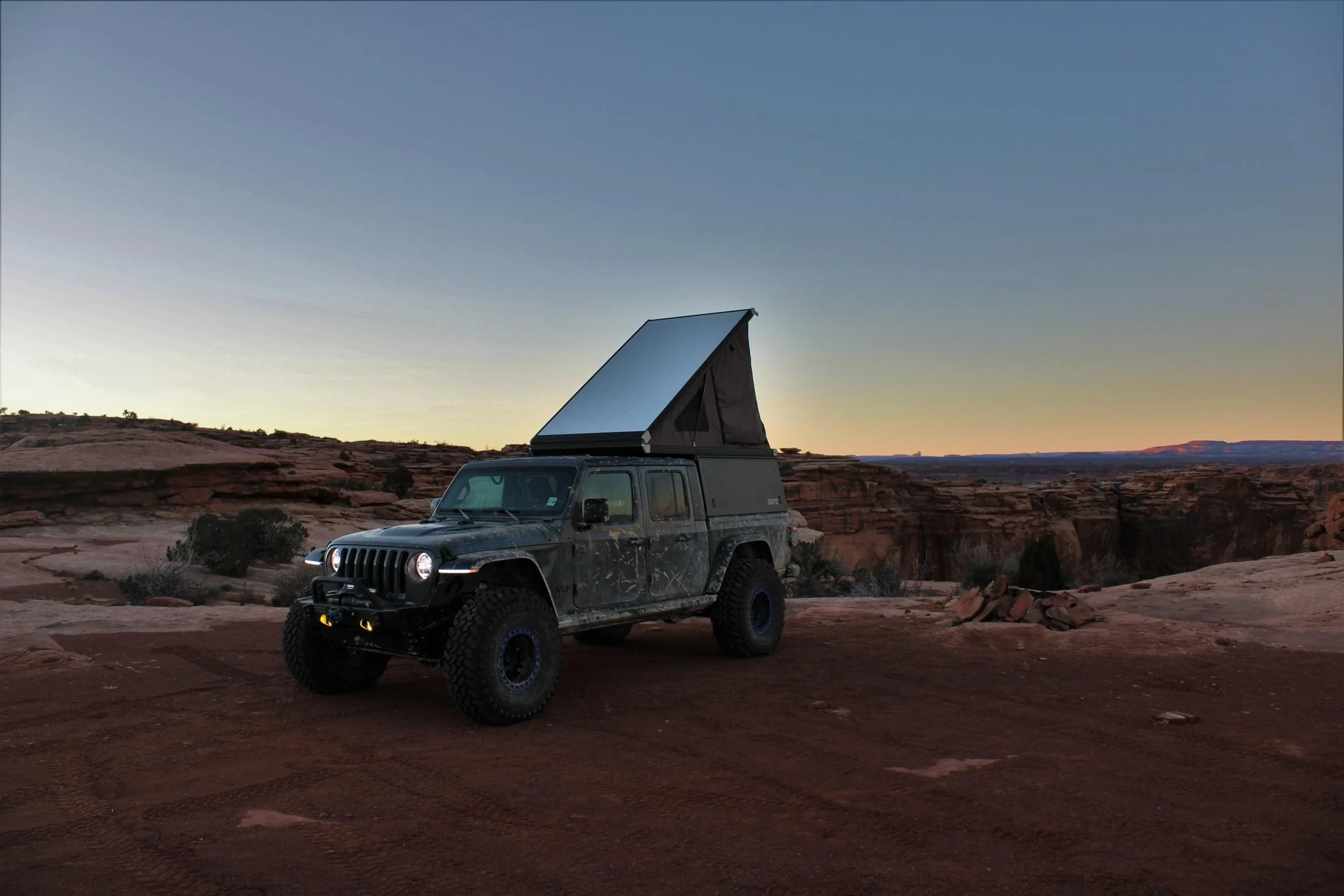 Jeep Gladiator STING GRAY Gladiator JT Club 350ECD06-6403-46D0-B6B7-1F52041506E9