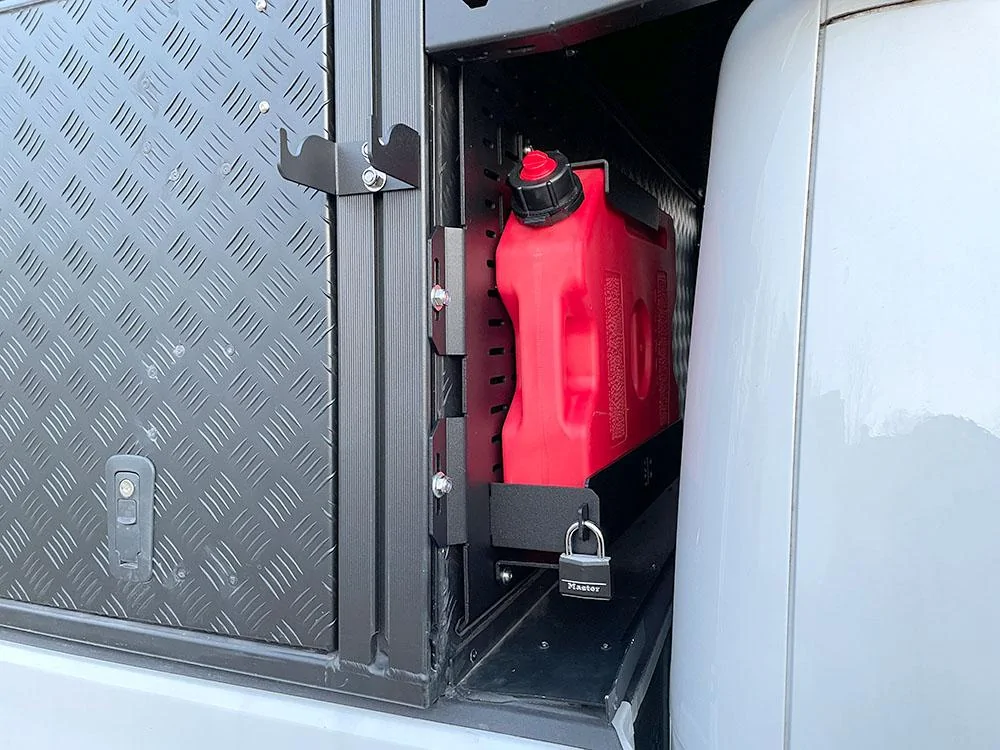 Jeep Gladiator Alu-Cab Canopy Camper Roll Call alu-cab-versaplate-rotopax-2