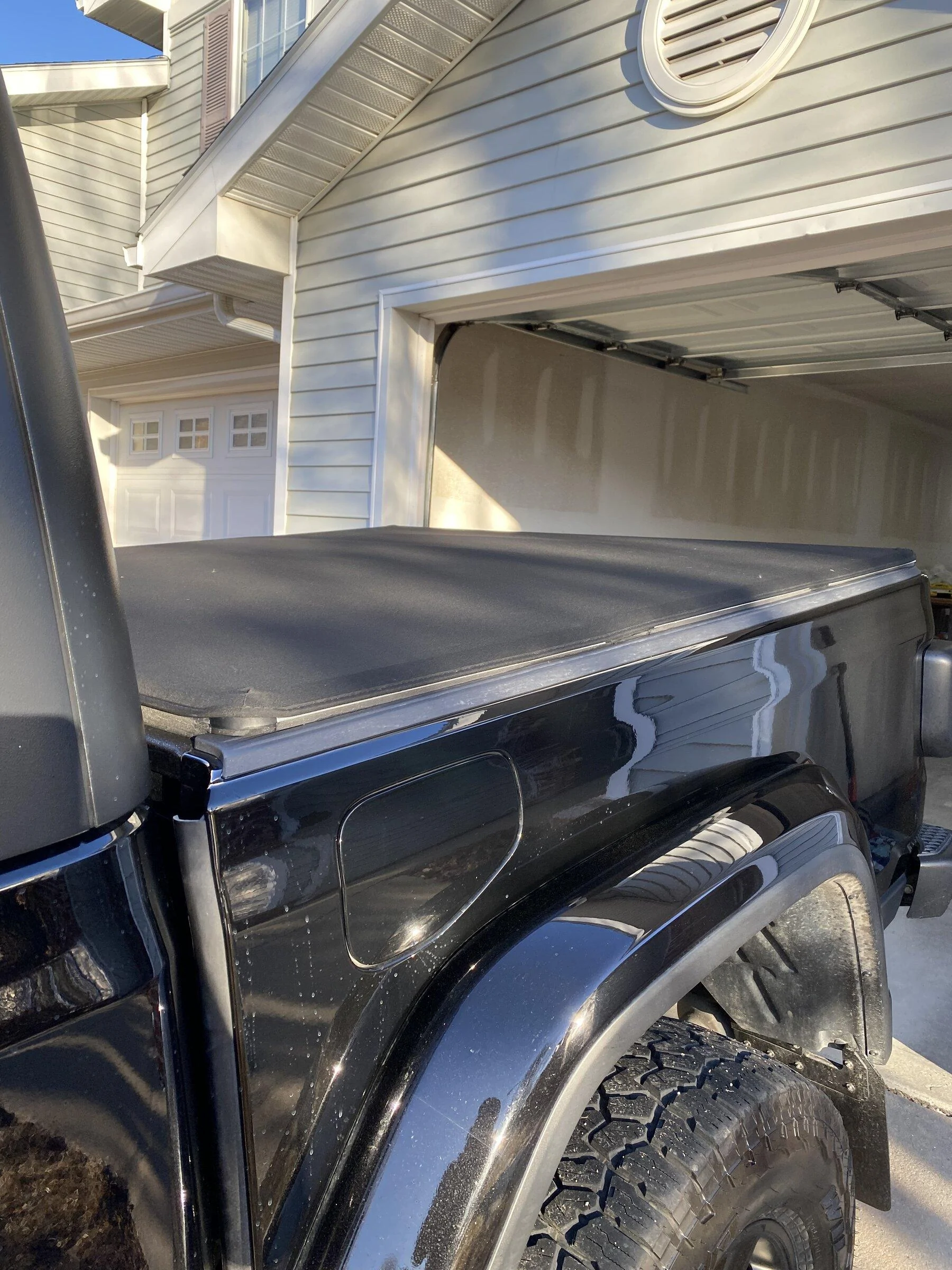 Jeep Gladiator Bestop Twill EZ-Fold bed cover-$250 OBO Will consider shipping DAFCE5F6-36C0-4F82-B2F5-664A299F91E2