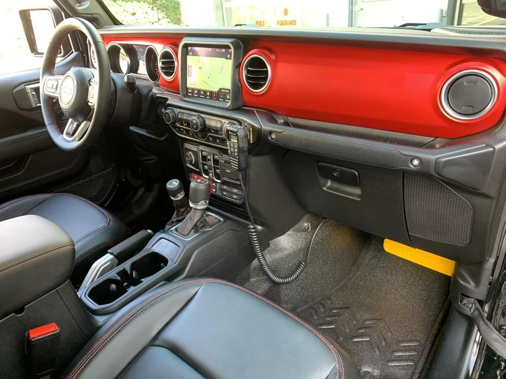 Jeep Gladiator "Betsy" The Memorial Gladiator 6b295af4b6e54f578c6d8ecd405d080