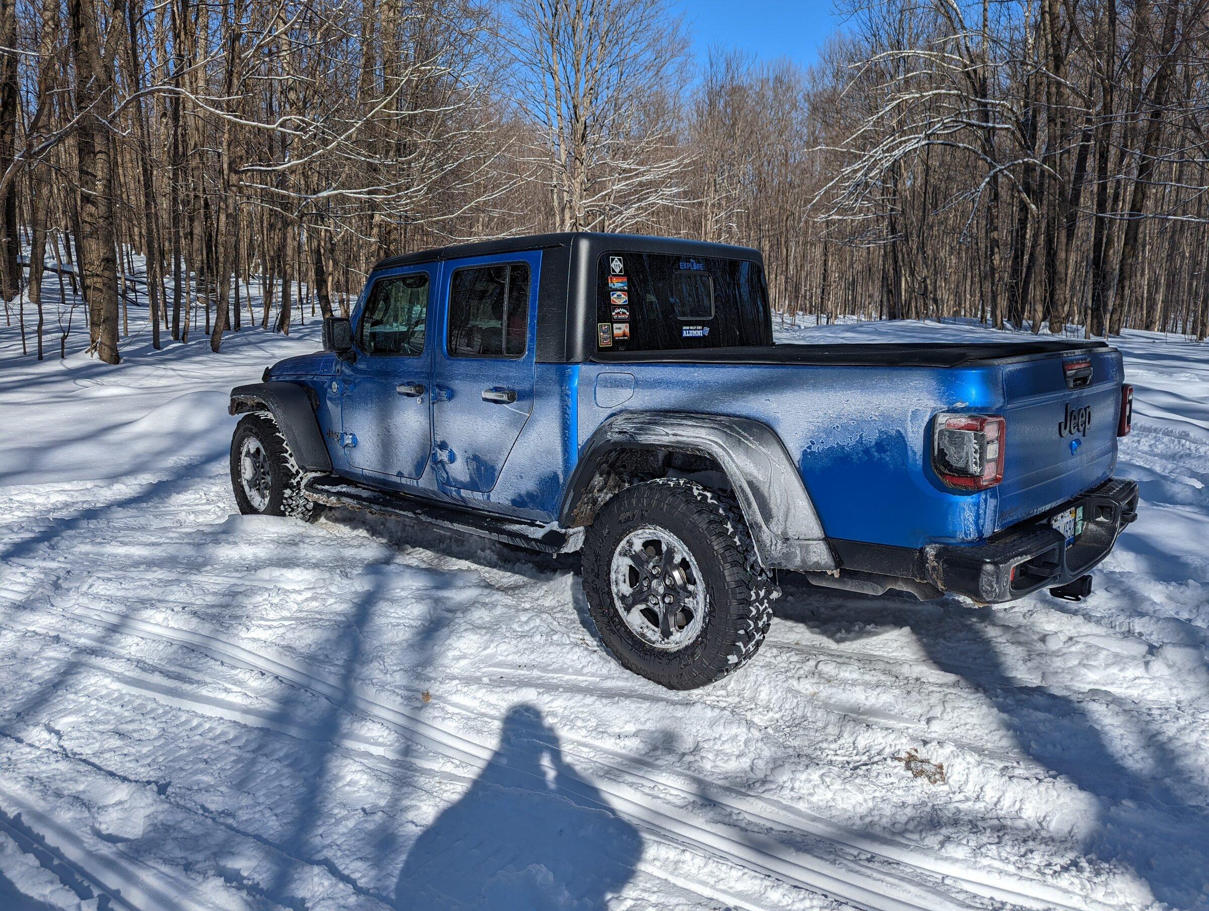 Jeep Gladiator What did you do WITH your Gladiator today? PXL_20220212_185807664.NIGHT