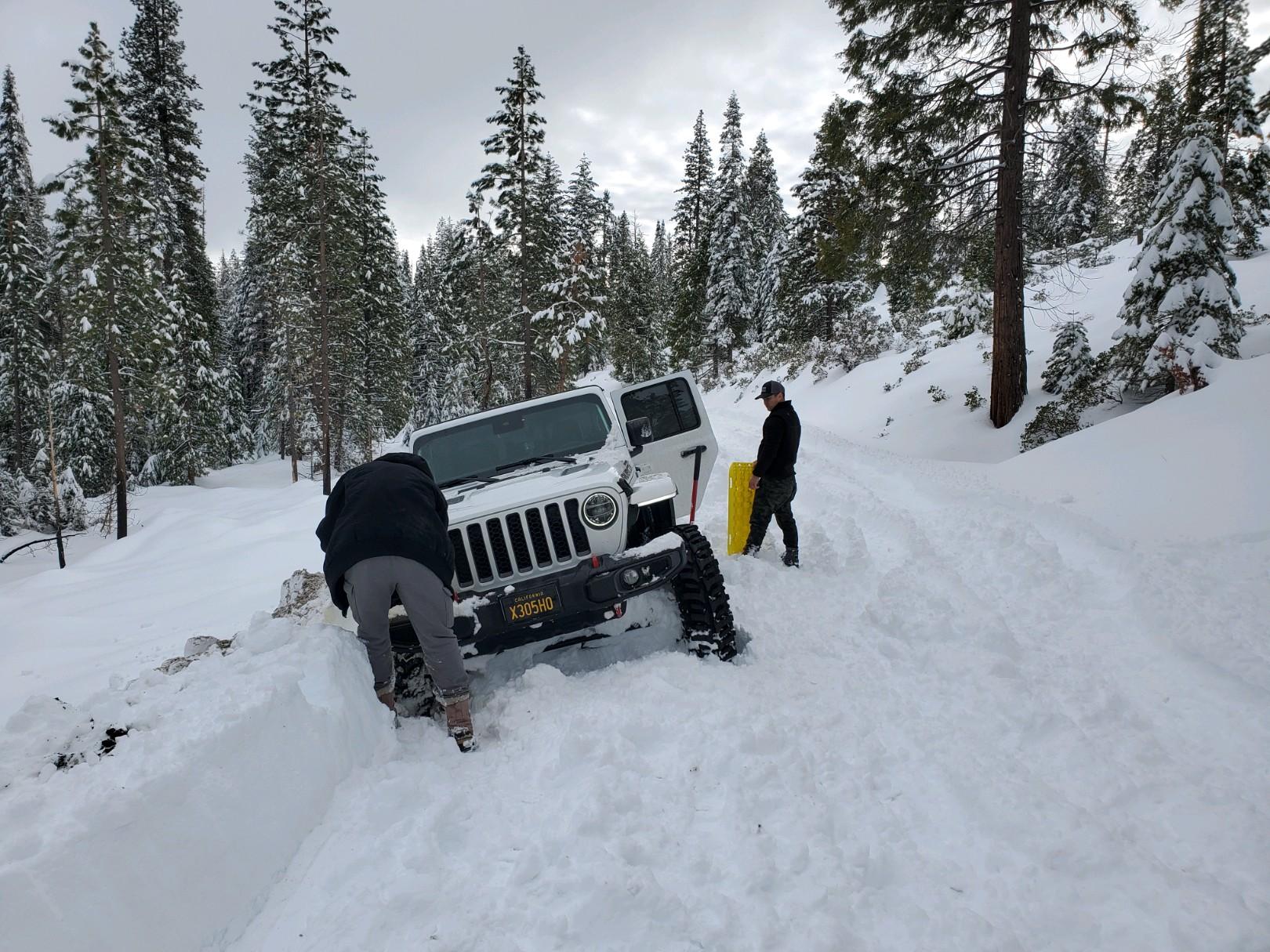 Jeep Gladiator Let's see those winter wheeling shots! ? A80E6A24-F6D6-4D3F-ACBE-7956E2F3F79A
