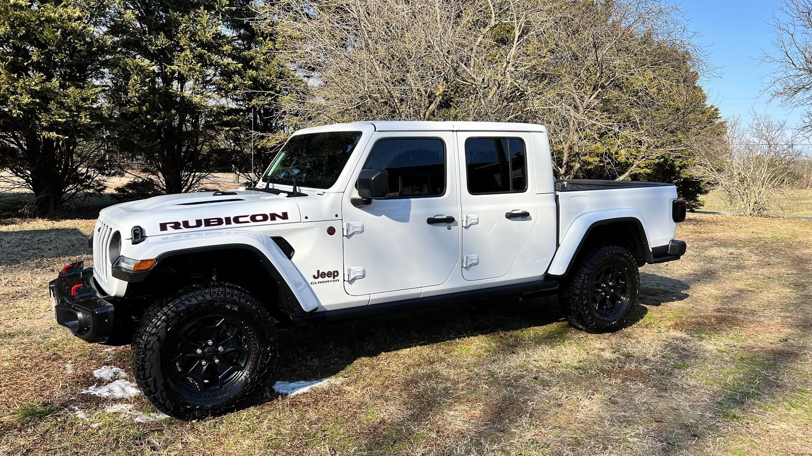 Jeep Gladiator 2020 Launch Edition - White IMG_0226
