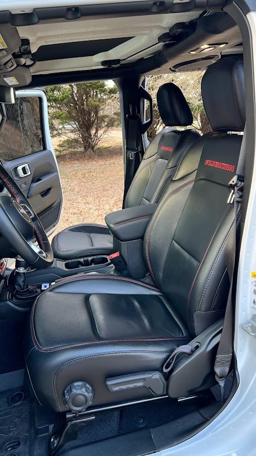 Jeep Gladiator 2020 Launch Edition - White IMG_0254