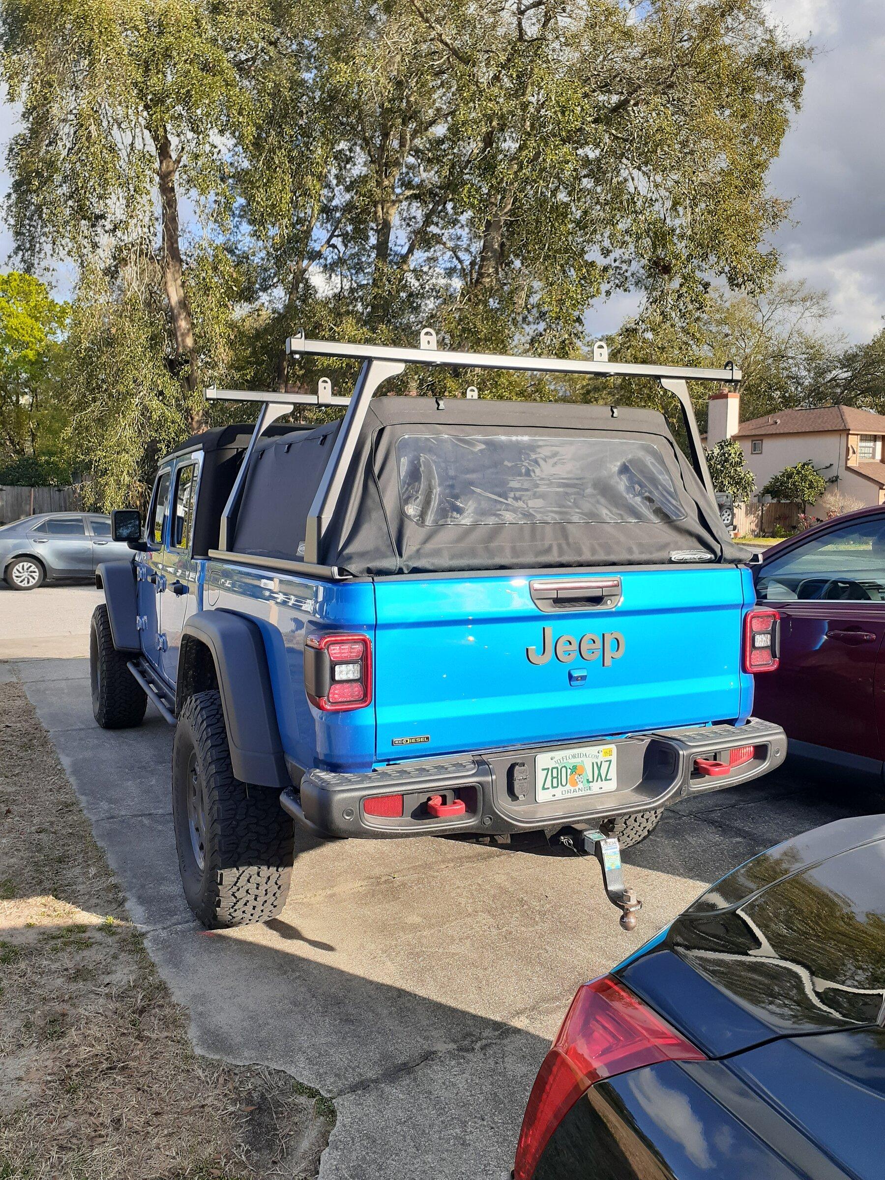 Jeep Gladiator Adarac over Softopper. 20220213_163733