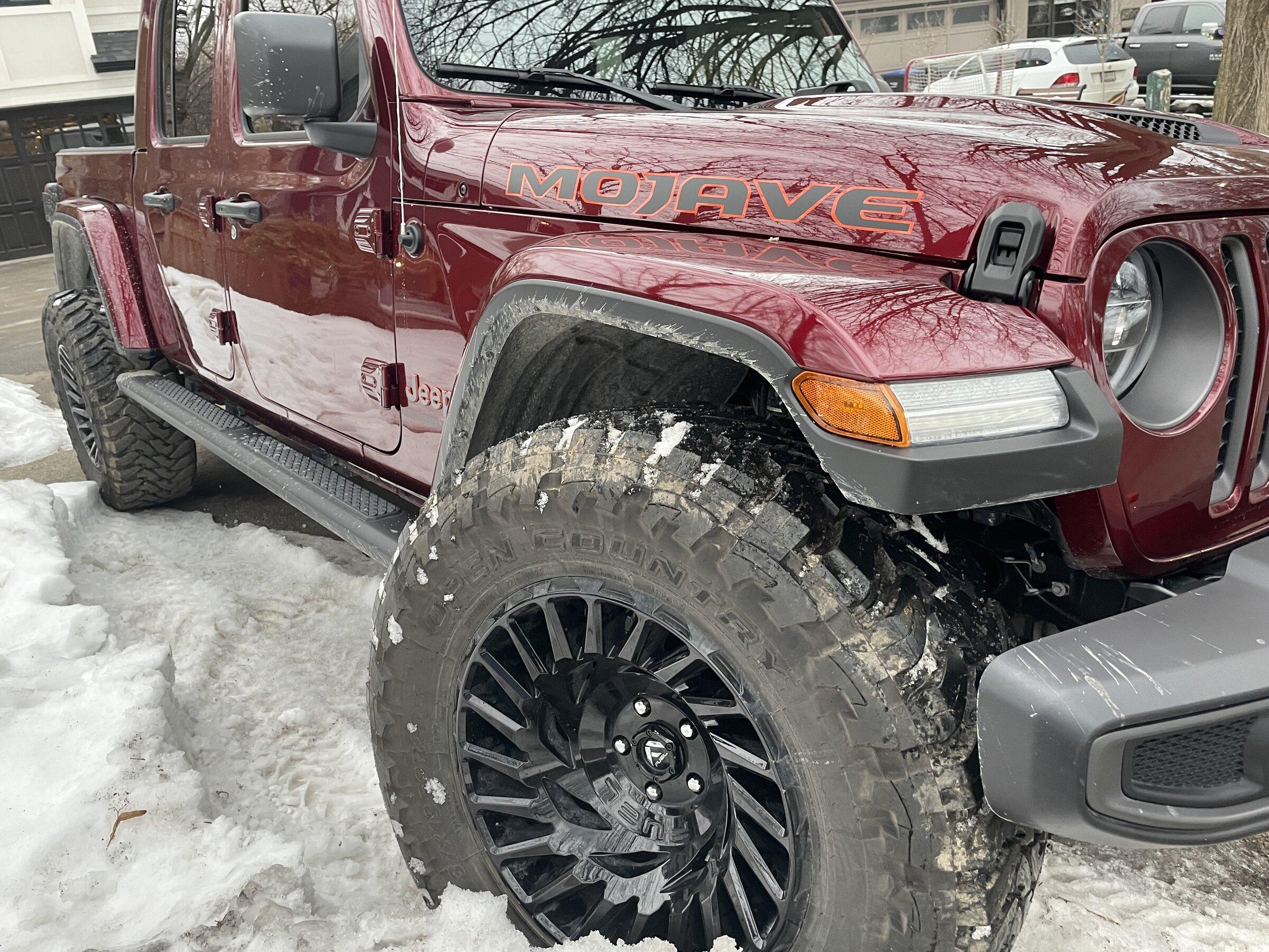 Jeep Gladiator MOJAVE Edition Gladiator JT Club 26B7F191-452F-4411-A896-39A368ABDAE6