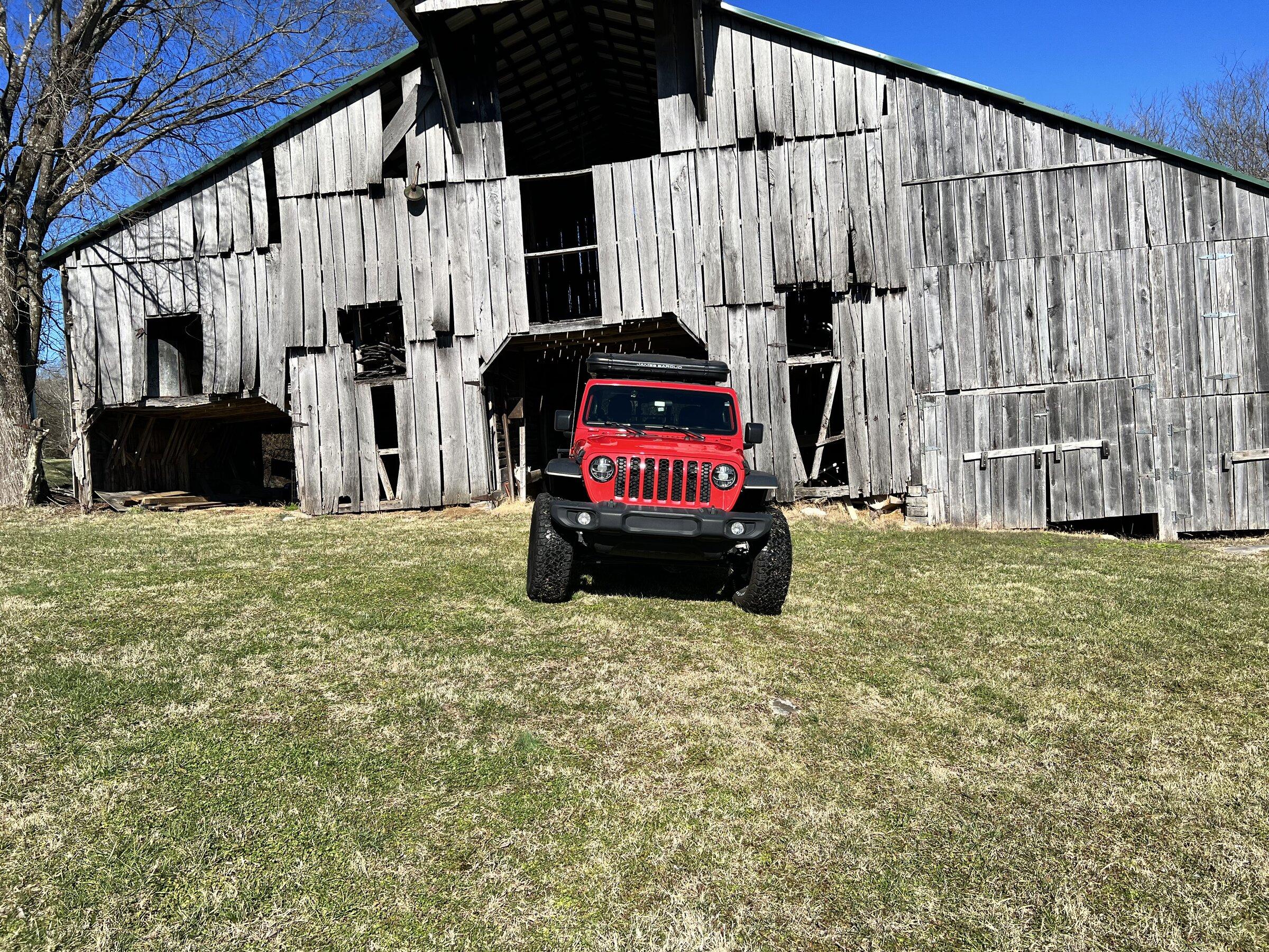 Jeep Gladiator Lets see those bed rack and tent combos! 1802D508-012E-417F-B16F-E9C38F11522E
