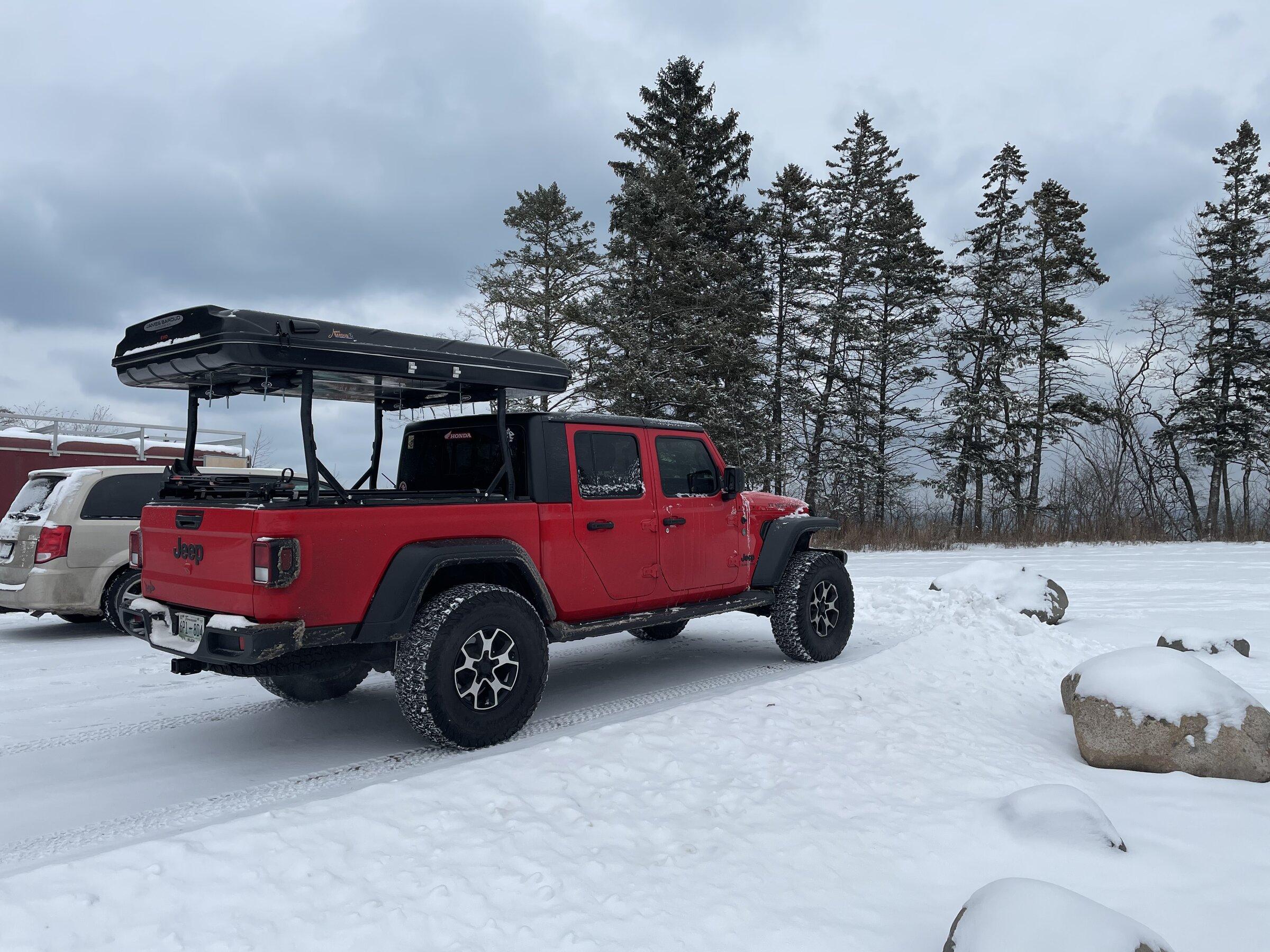 Jeep Gladiator Lets see those bed rack and tent combos! 353D425D-1261-488C-A0F5-FBD54CA57A98