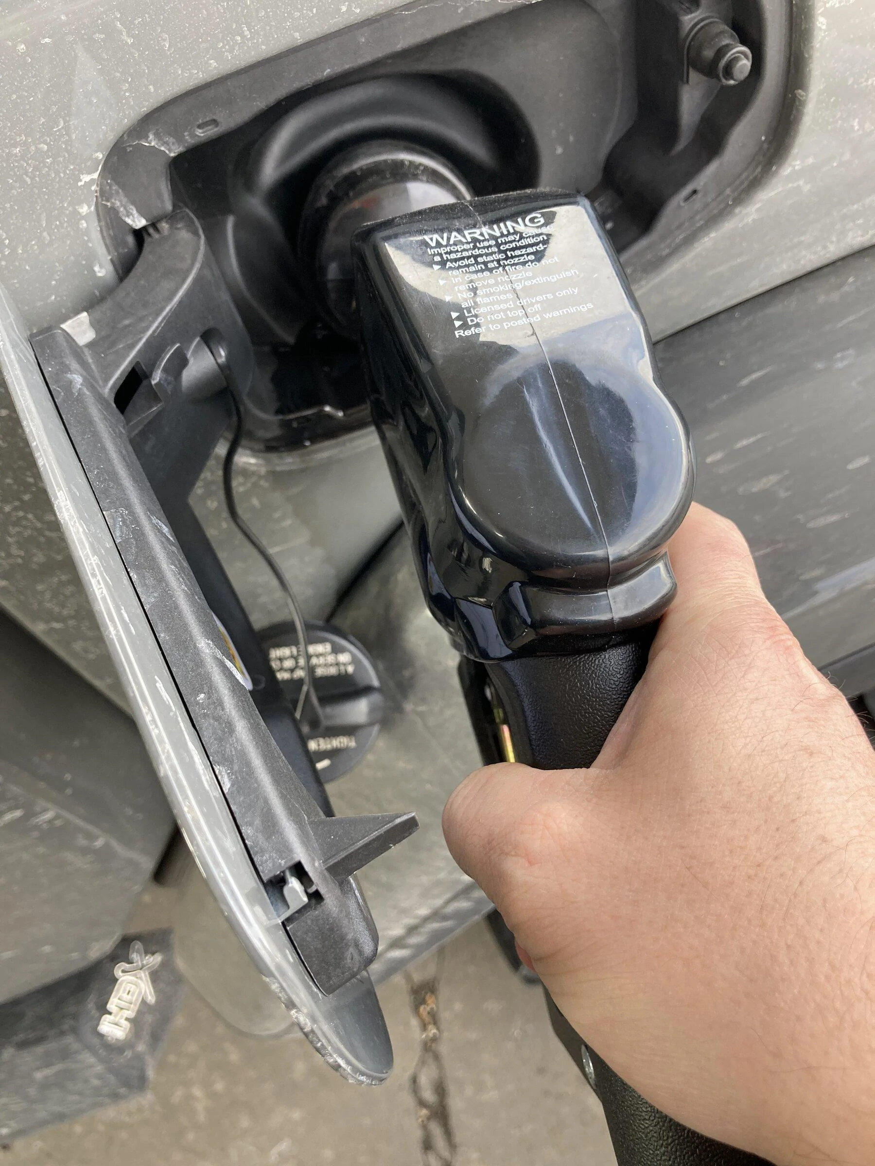 Jeep Gladiator Fuel Door Solution 2022-02-12 13.38.09