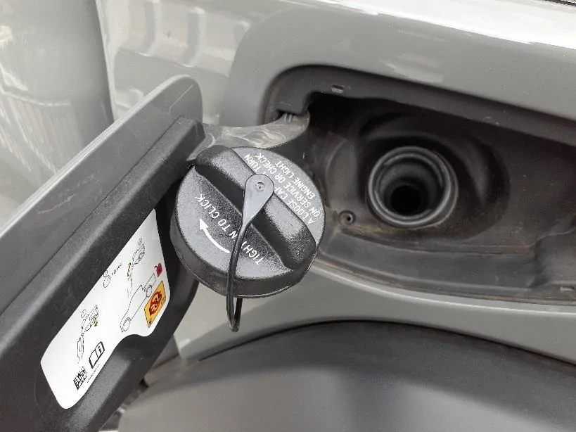 Jeep Gladiator Fuel Door Solution 20220215_080359