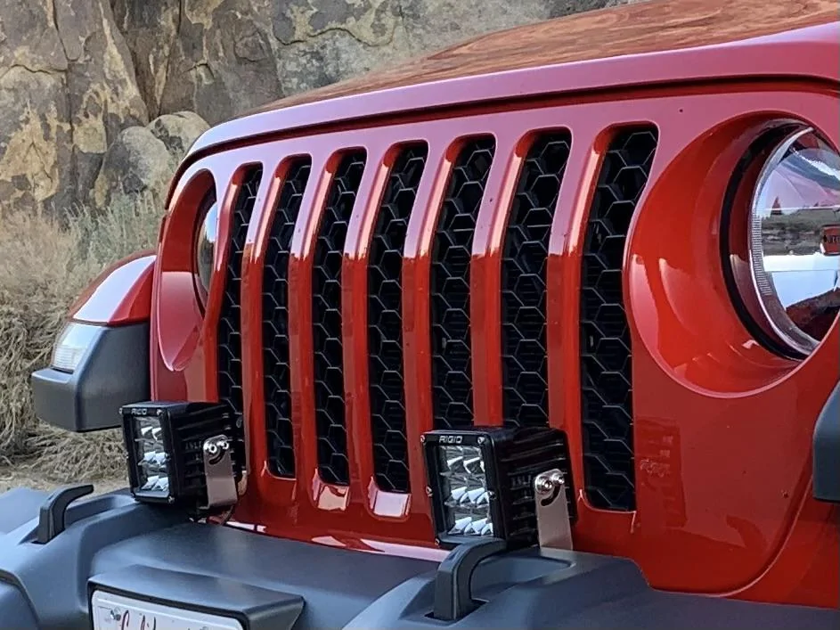 Jeep Gladiator Bumper light options IMG-1404