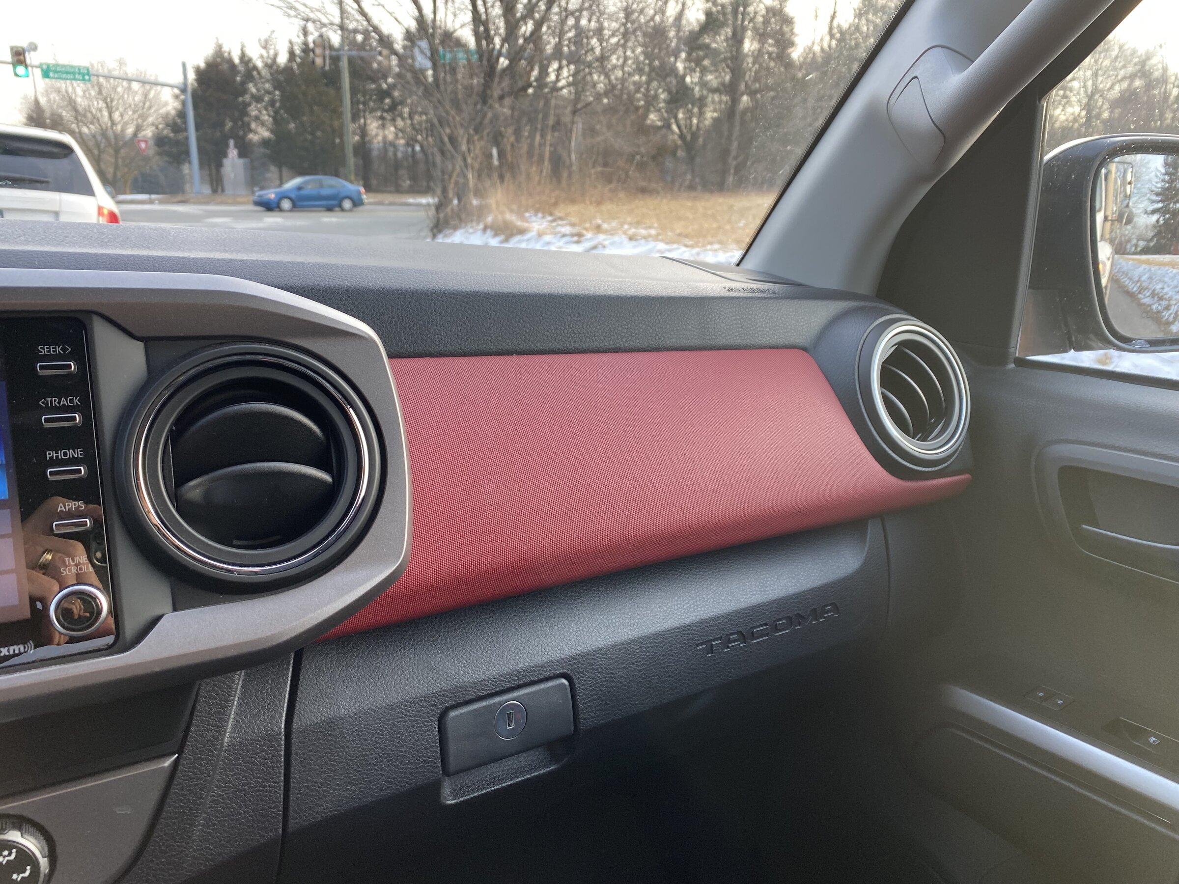 Jeep Gladiator Violation Report: Rubi-wannabe spotted! 045109E3-BDA7-410C-B35B-F5642FA3CAEE