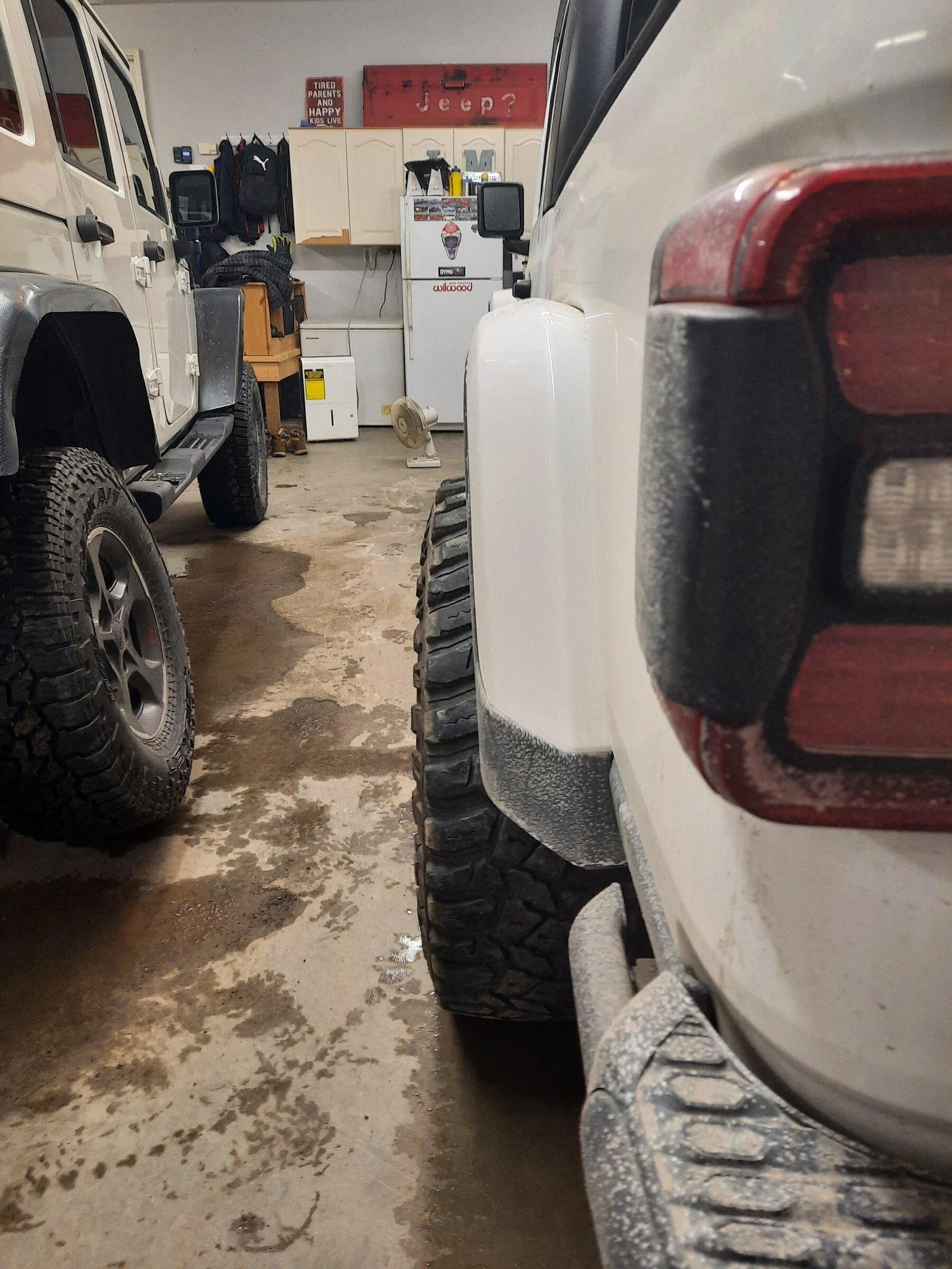 Jeep Gladiator Any Rubicons or wide axles JT's with 17x9 4.75bs? 20220122_175732