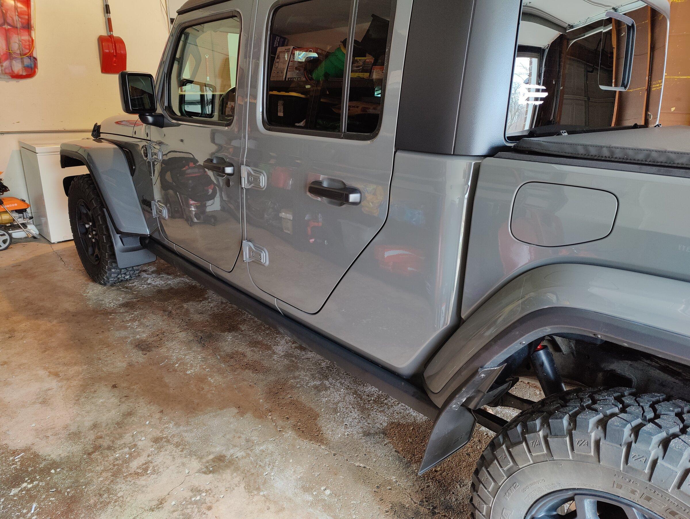 Jeep Gladiator Where to buy plastic push pins ? IMG_20220216_091951