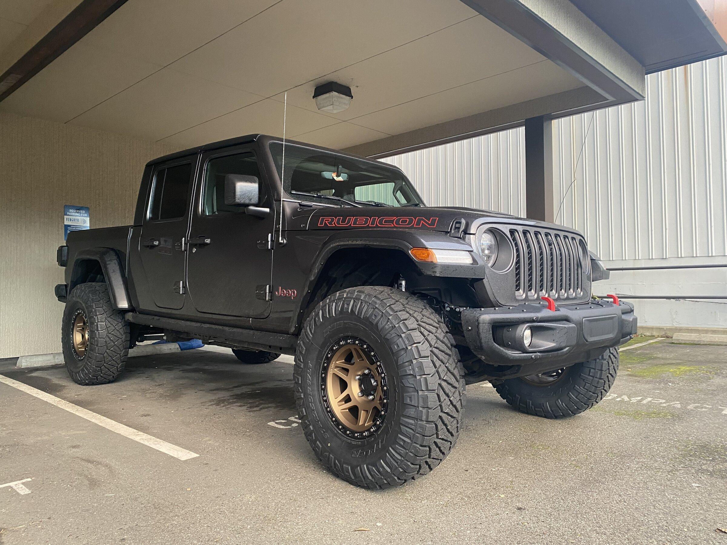 Jeep Gladiator GRANITE CRYSTAL JT Gladiator Club image_50412545.JPG