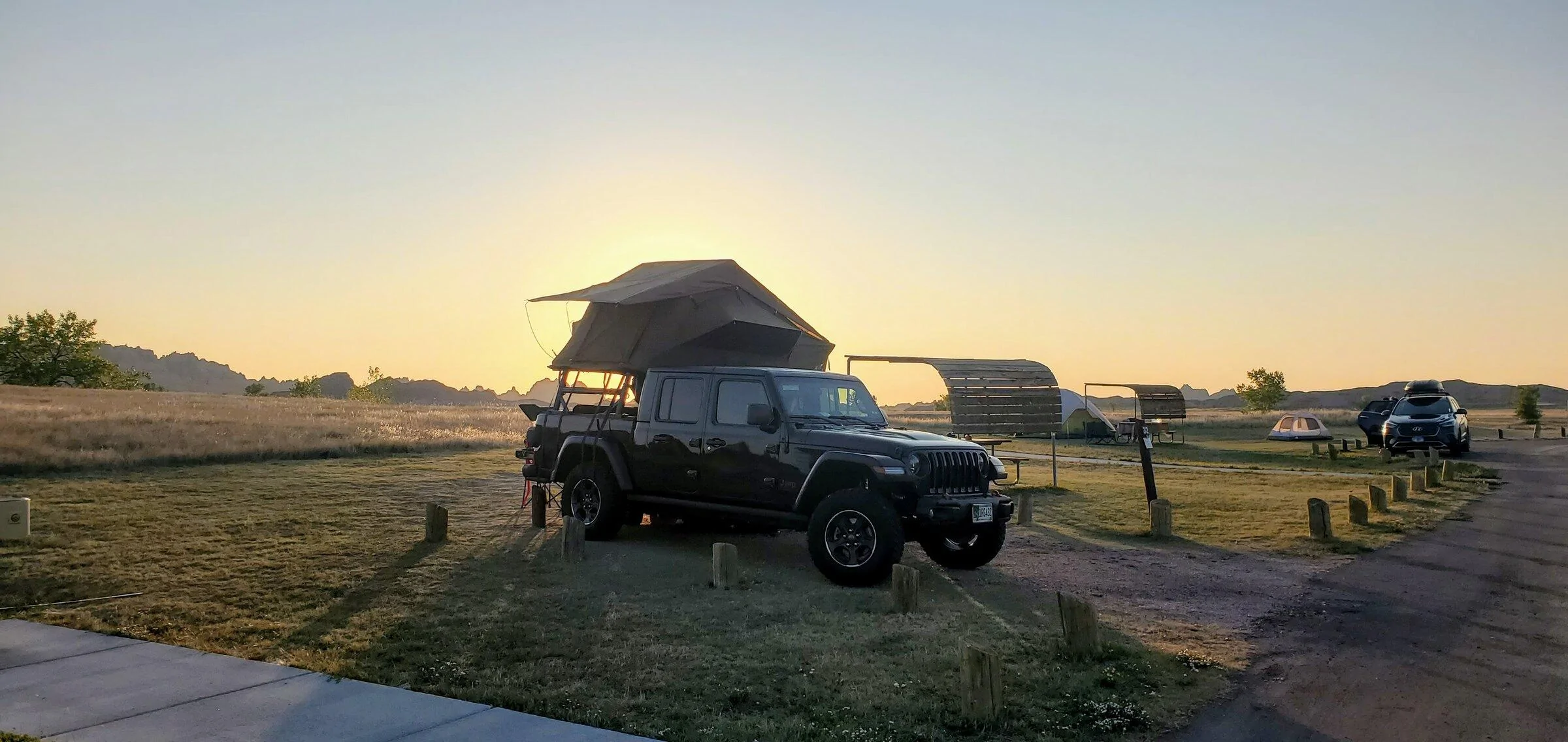 Jeep Gladiator Lets see those bed rack and tent combos! 20210918_070601