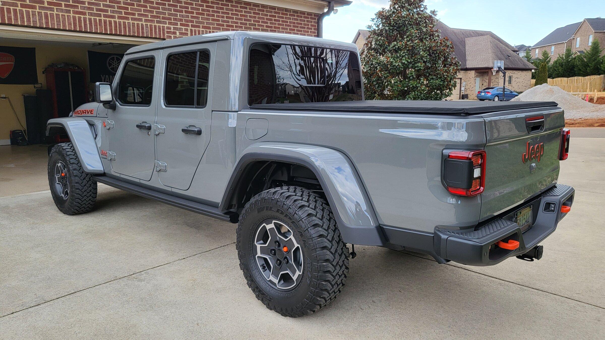 Jeep Gladiator What color is your favorite? 20220125_143452