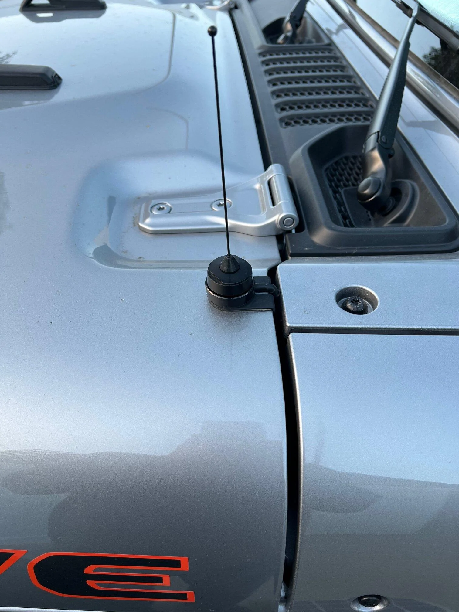 Jeep Gladiator Antenna mount idea 1645060597056