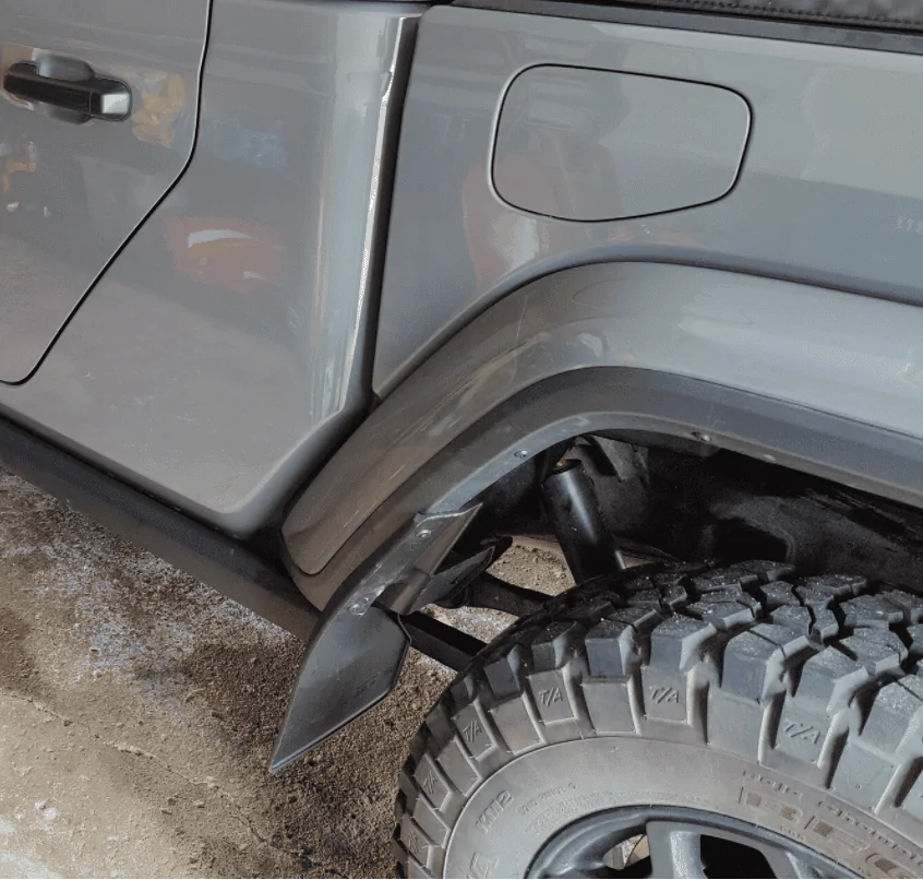Jeep Gladiator Where to buy plastic push pins ? 1645104501721