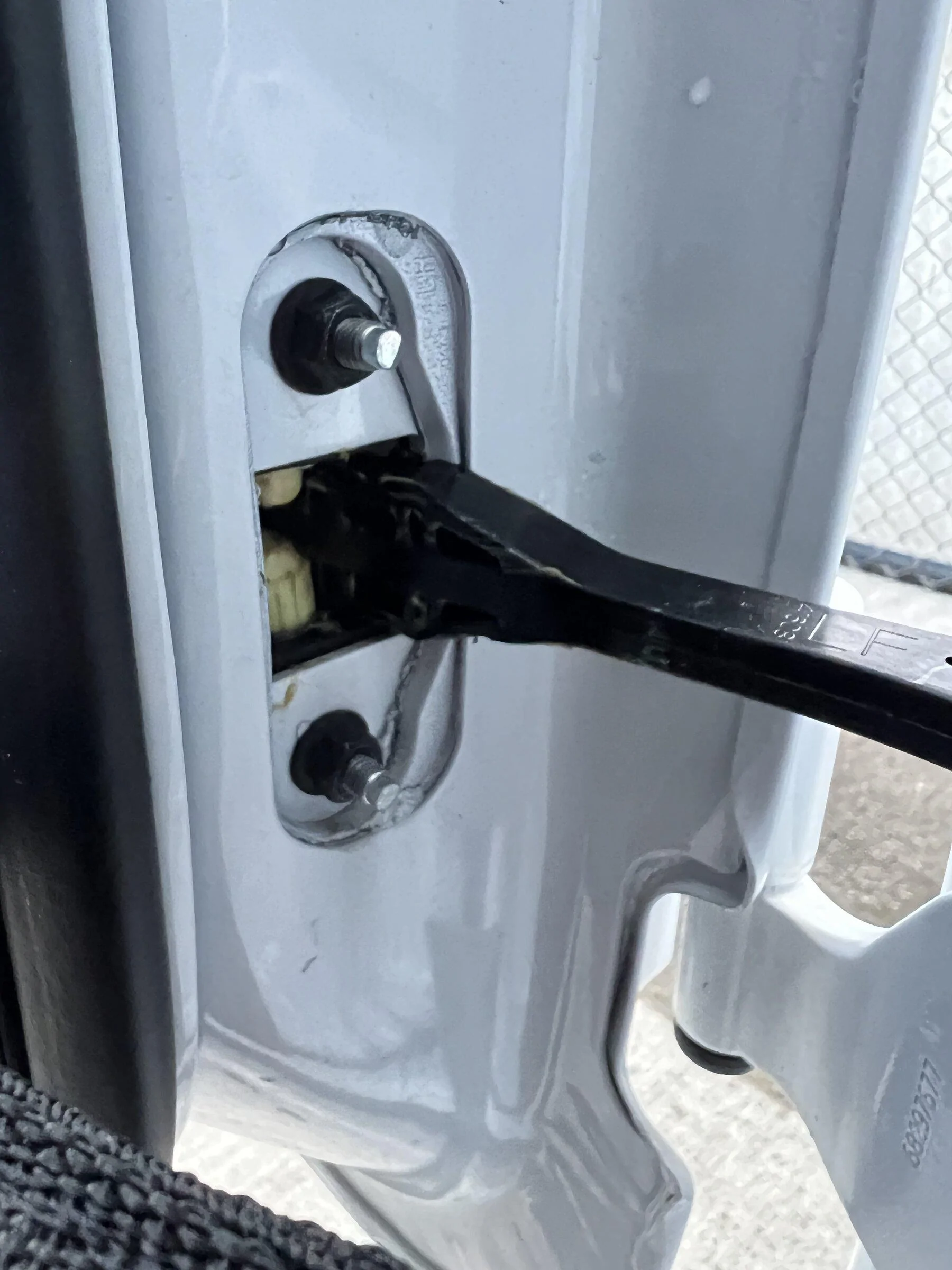 Jeep Gladiator Door check replacement E91627B6-2AF4-4DD5-85AB-24F40B2318A7