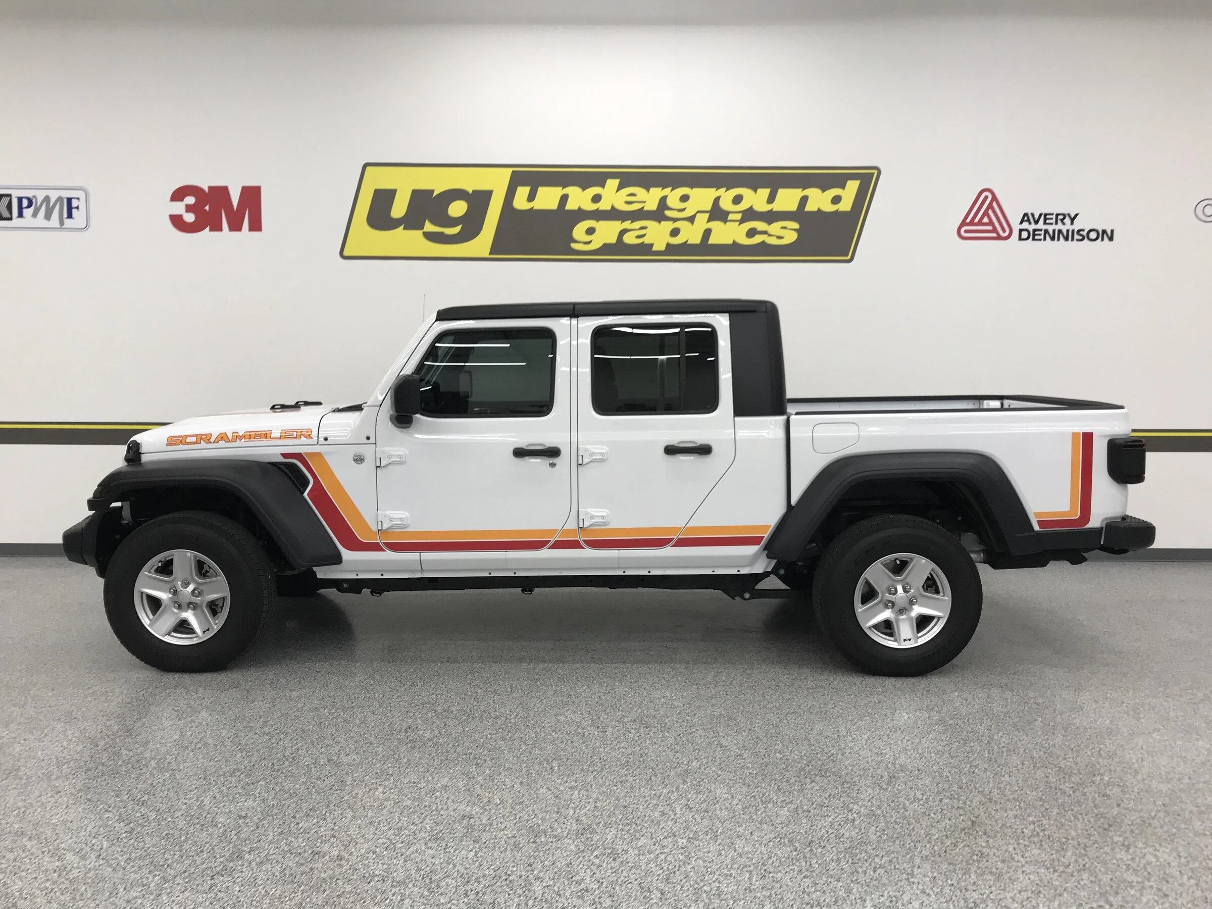 Jeep Gladiator Scrambler Retro Kit:  photos and info Scrambler v1 01