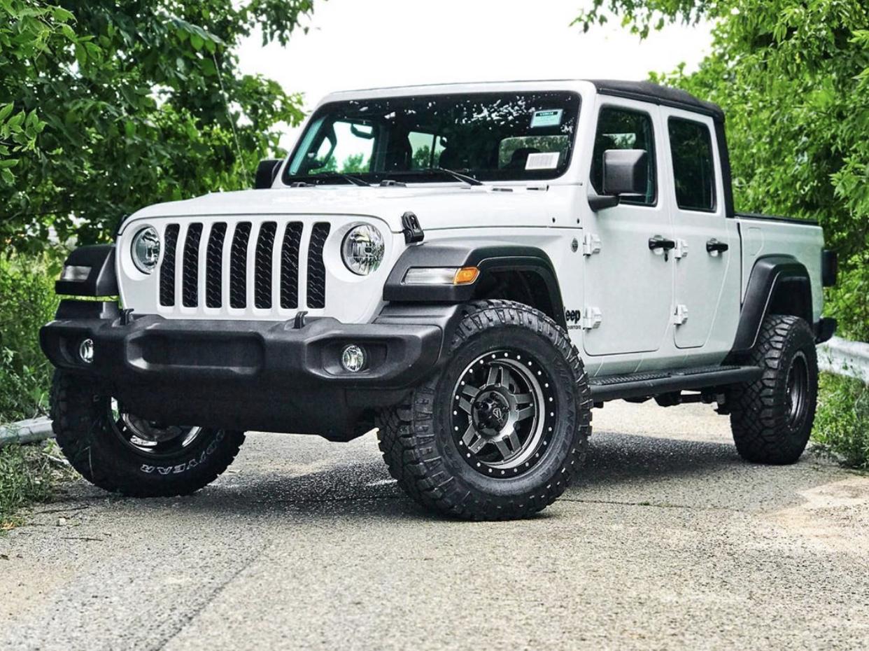 Jeep Gladiator BRIGHT WHITE Gladiator JT Club F345F652-A9F5-4461-852D-91543900B1C8