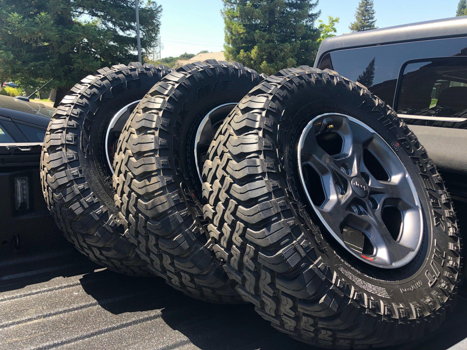 Jeep Gladiator Stock Rubicon Rims and Tires, 100miles on them IMG_0204